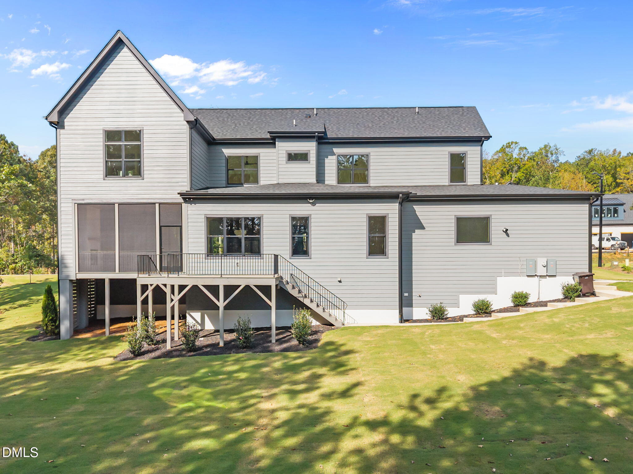 main property photo 39