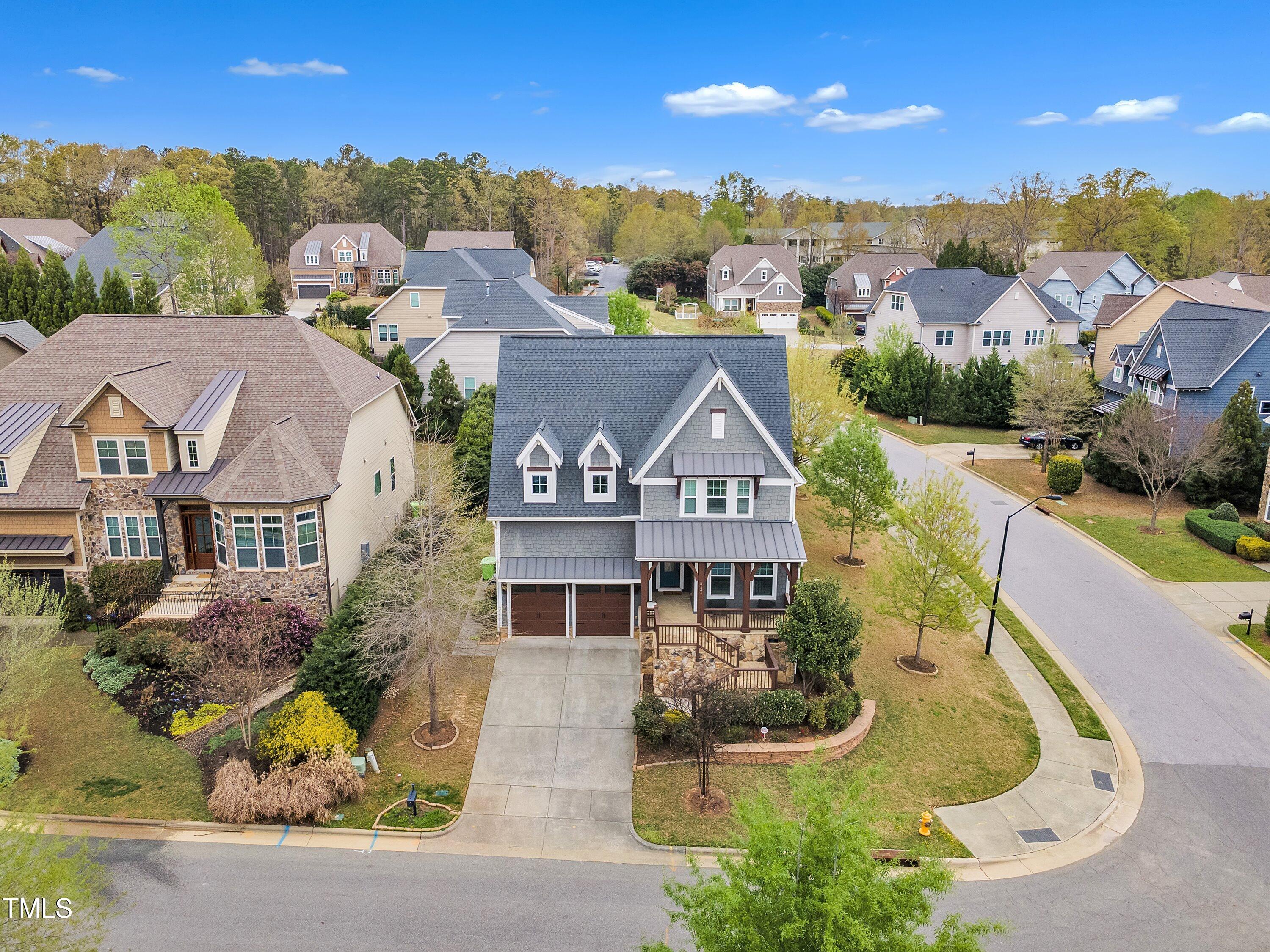 main property photo 78