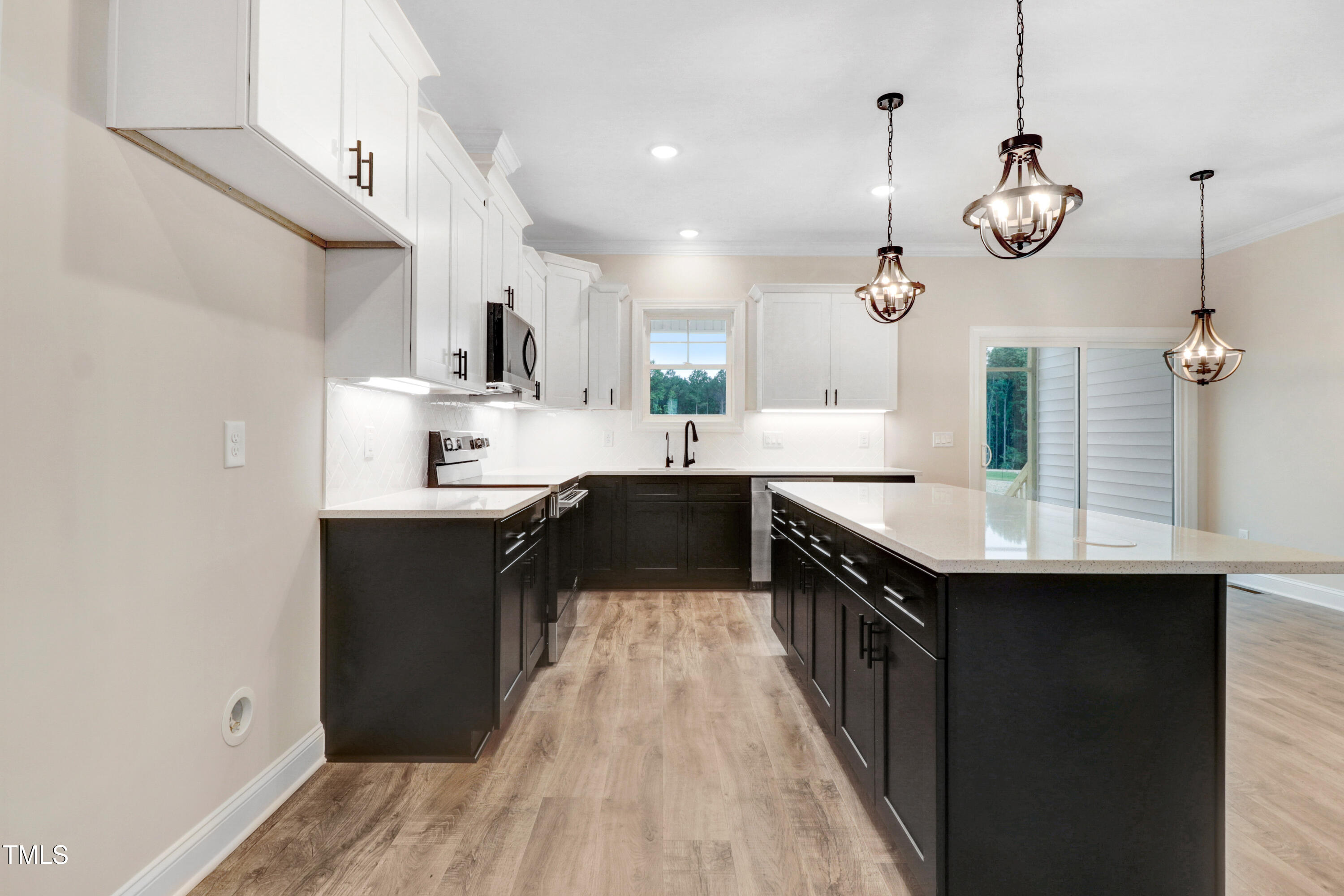property viewer photo 15
