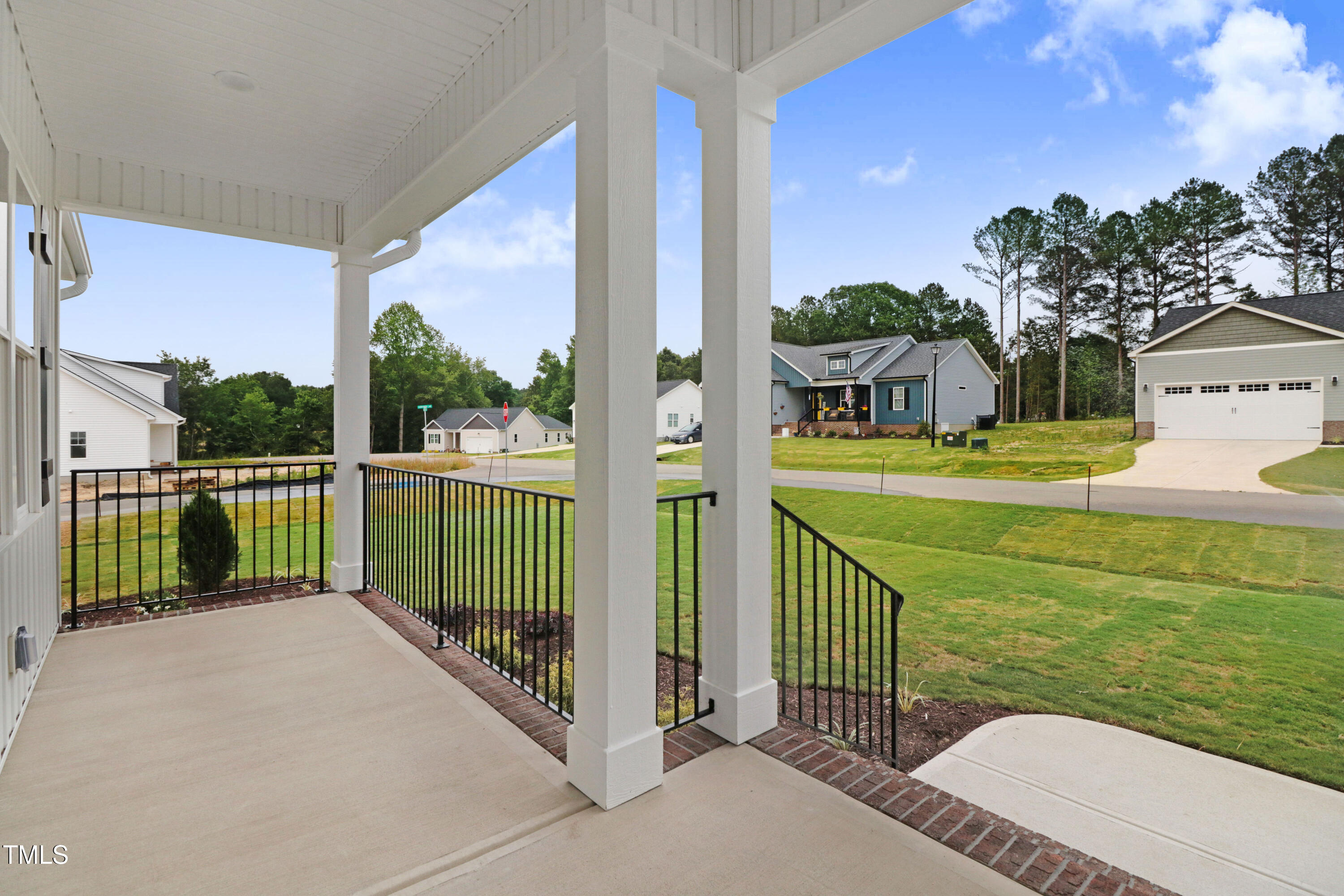 property viewer photo 4