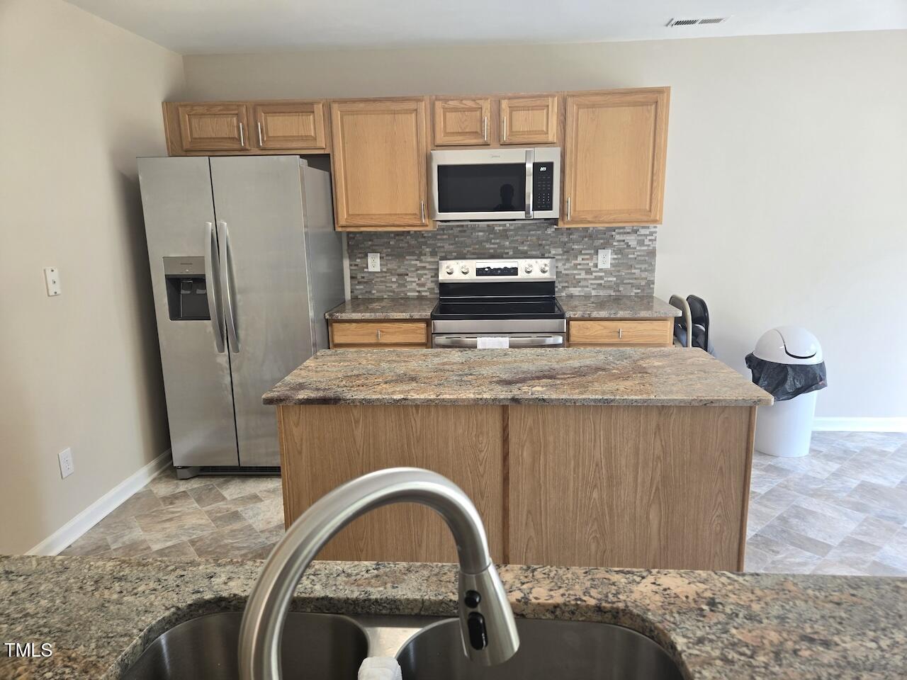 property viewer photo 10