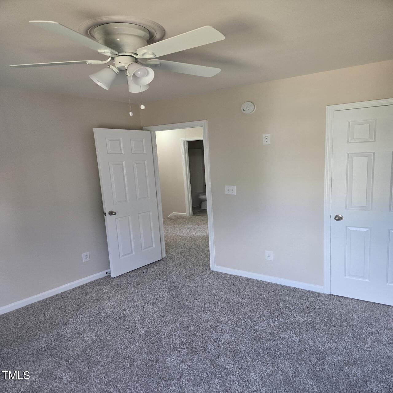 property viewer photo 20