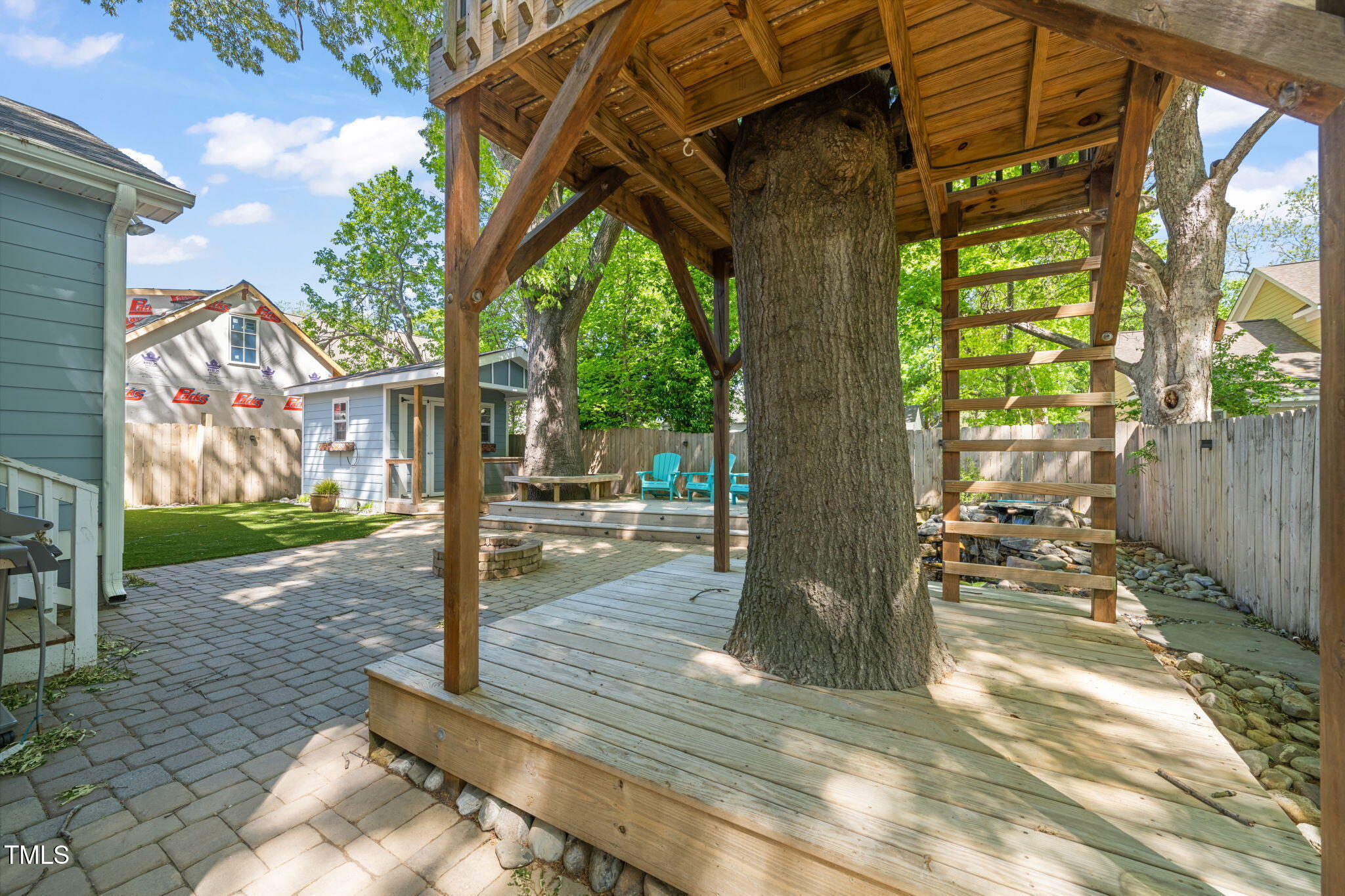 main property photo 43