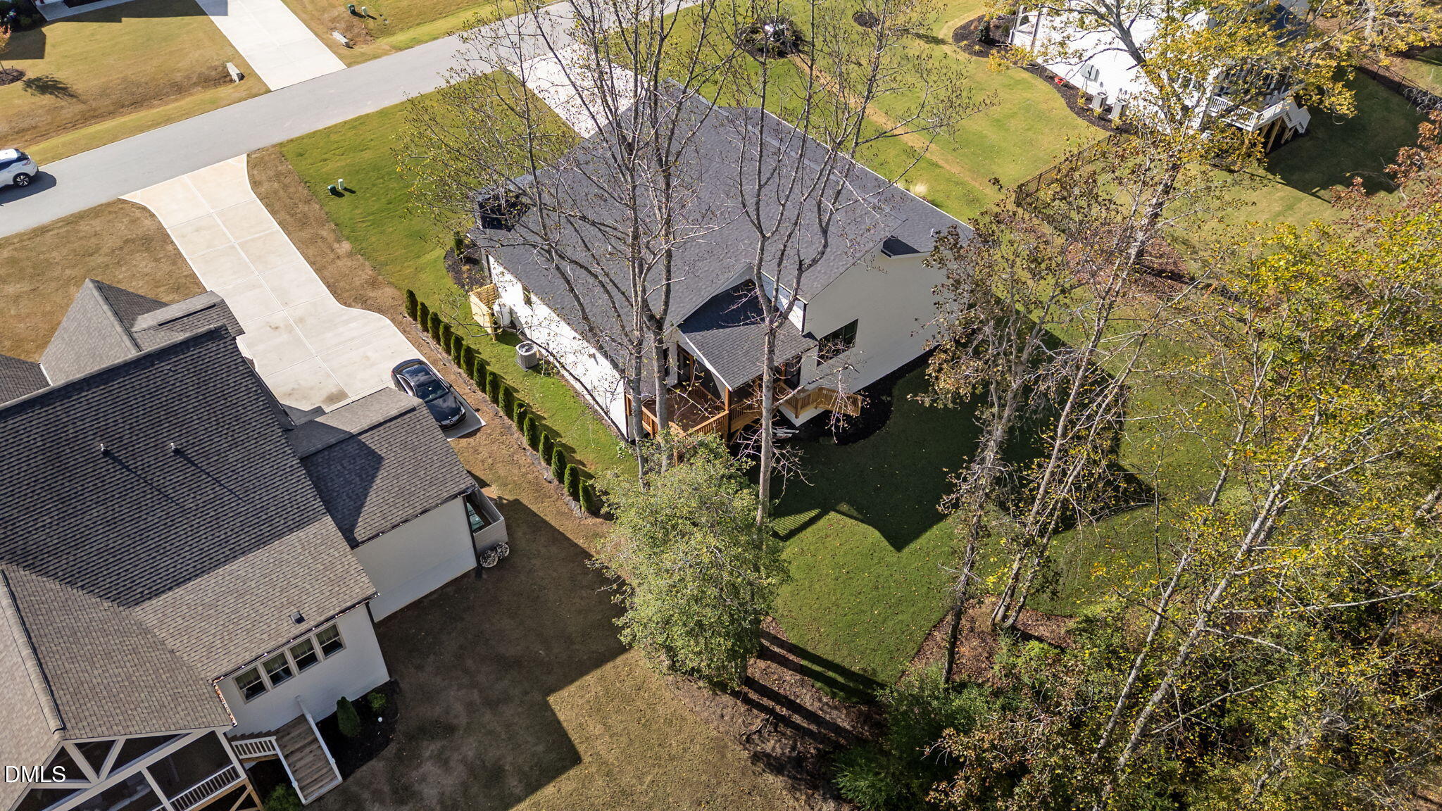 main property photo 16