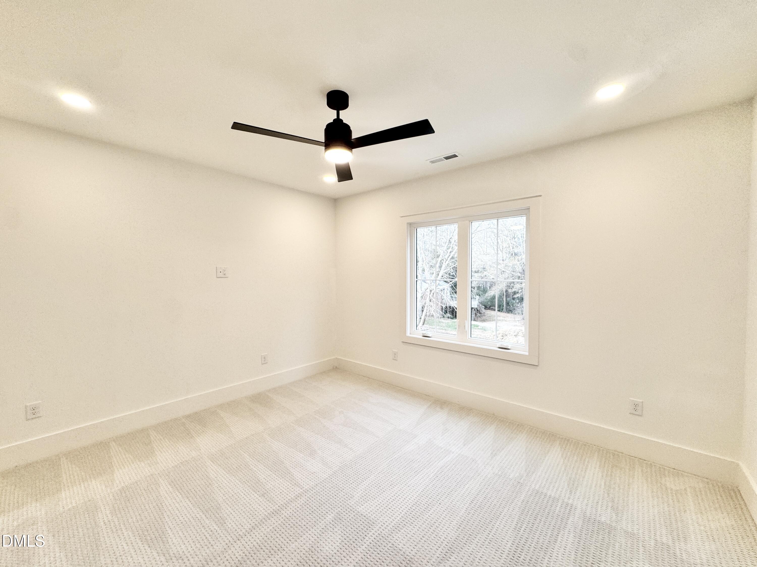main property photo 75