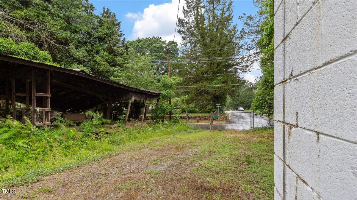 main property photo 36