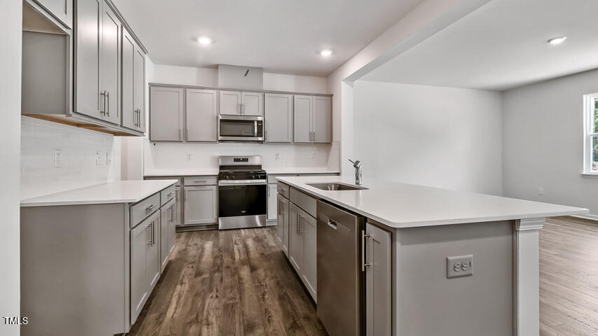 property viewer photo 2