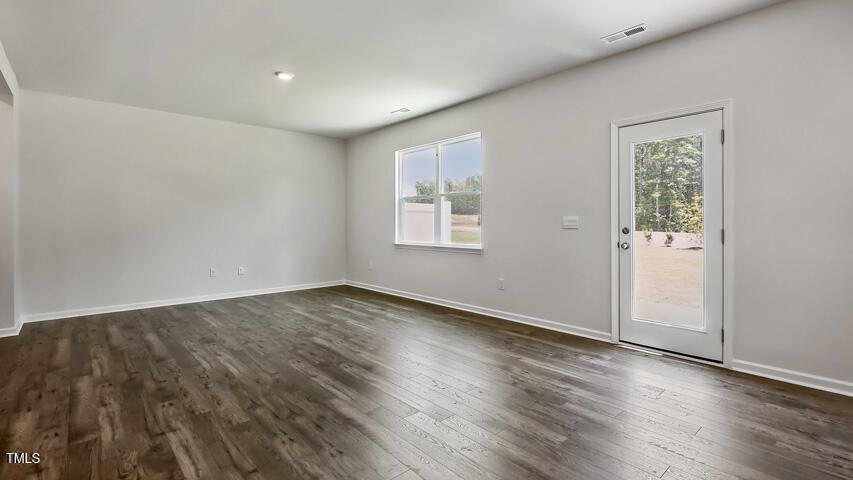 property viewer photo 8