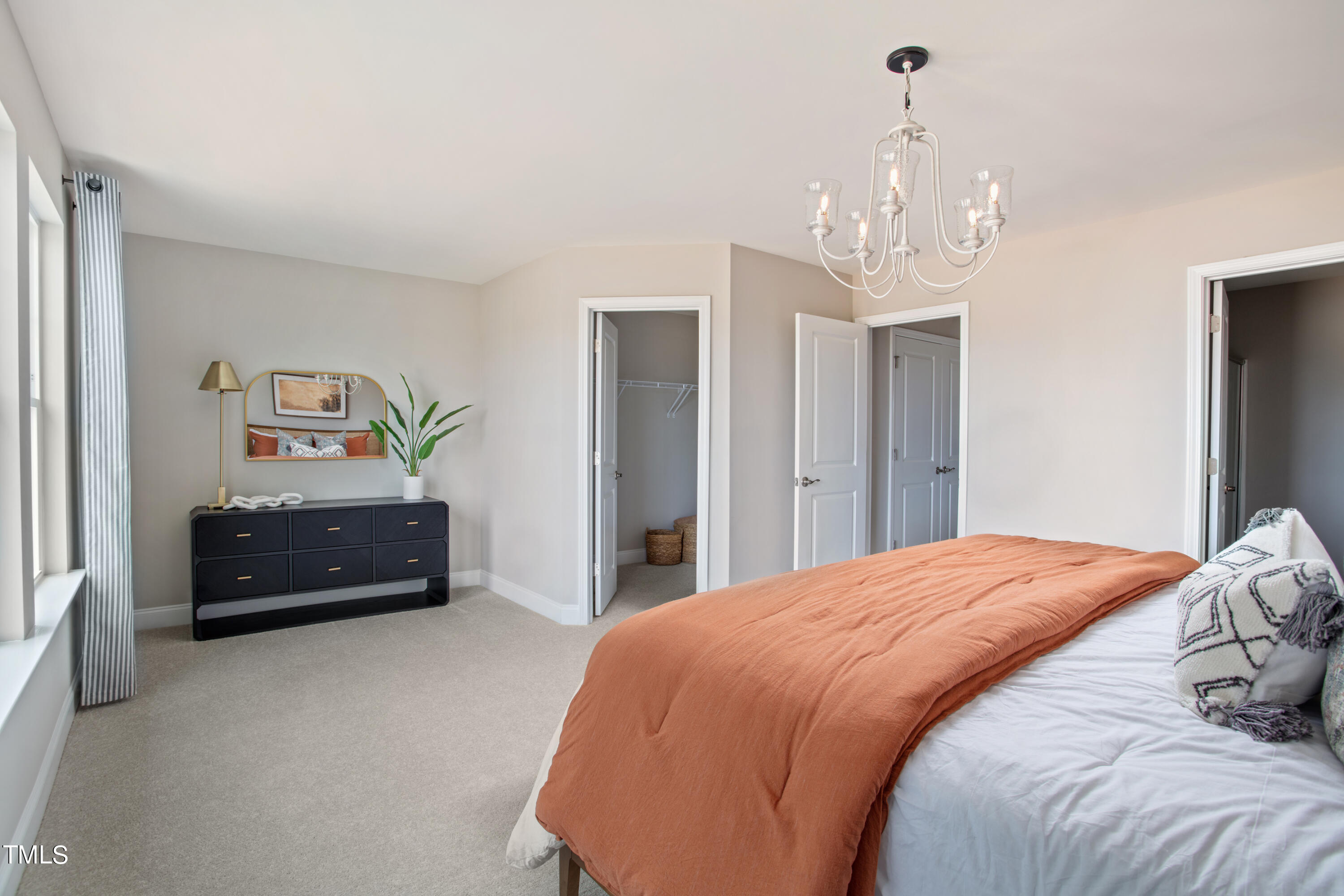 property viewer photo 6