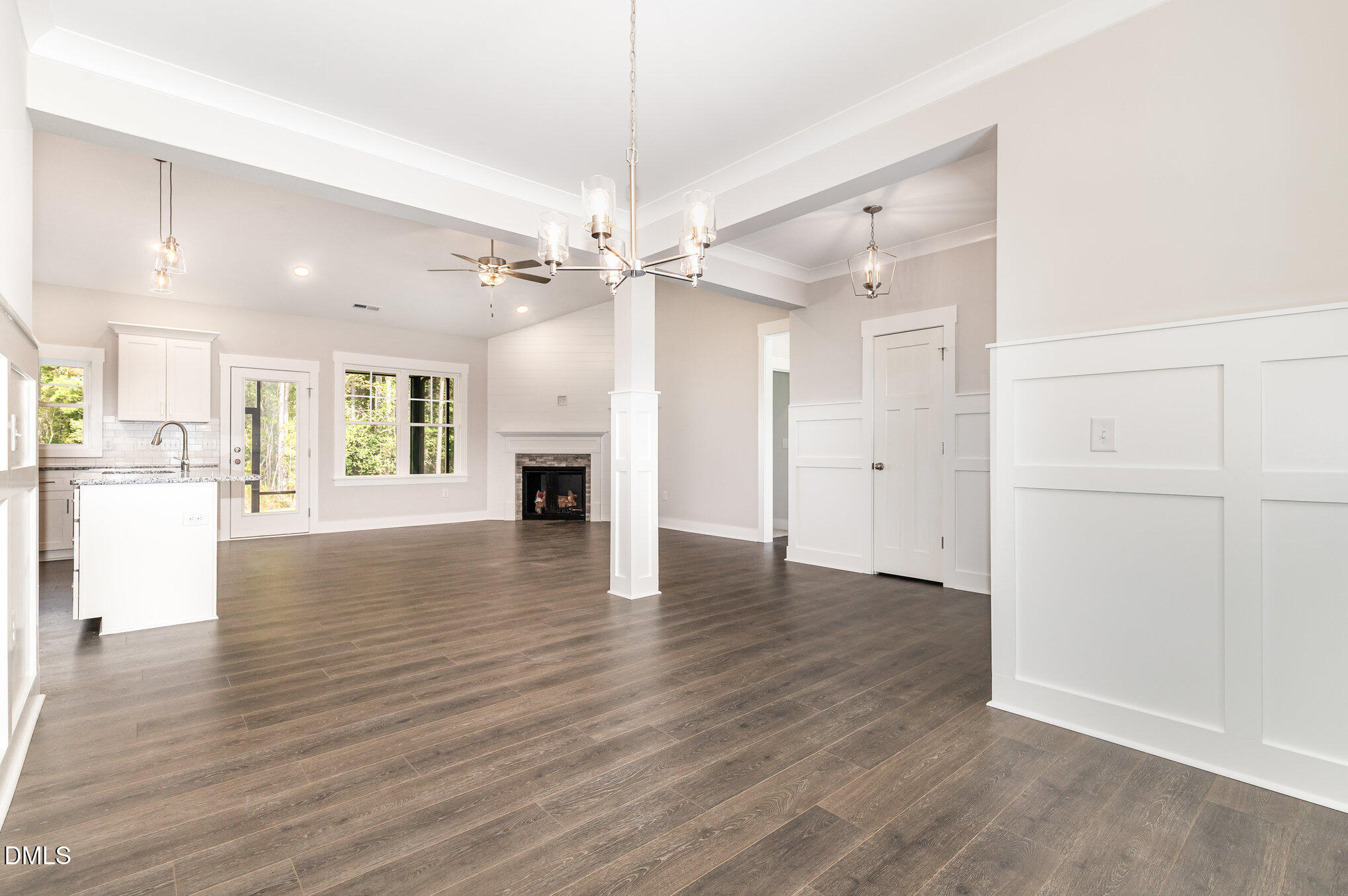 property viewer photo 13