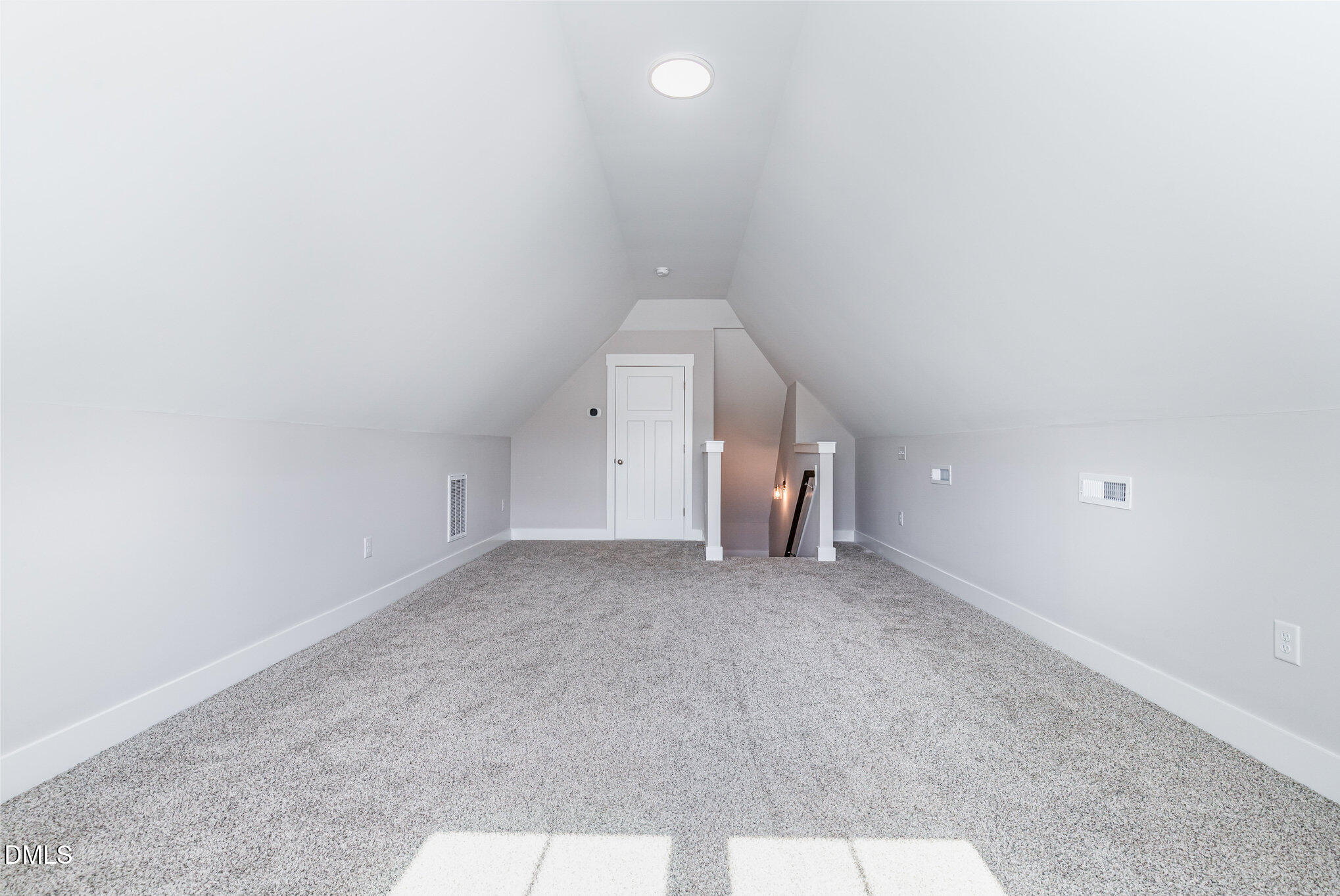 property viewer photo 29
