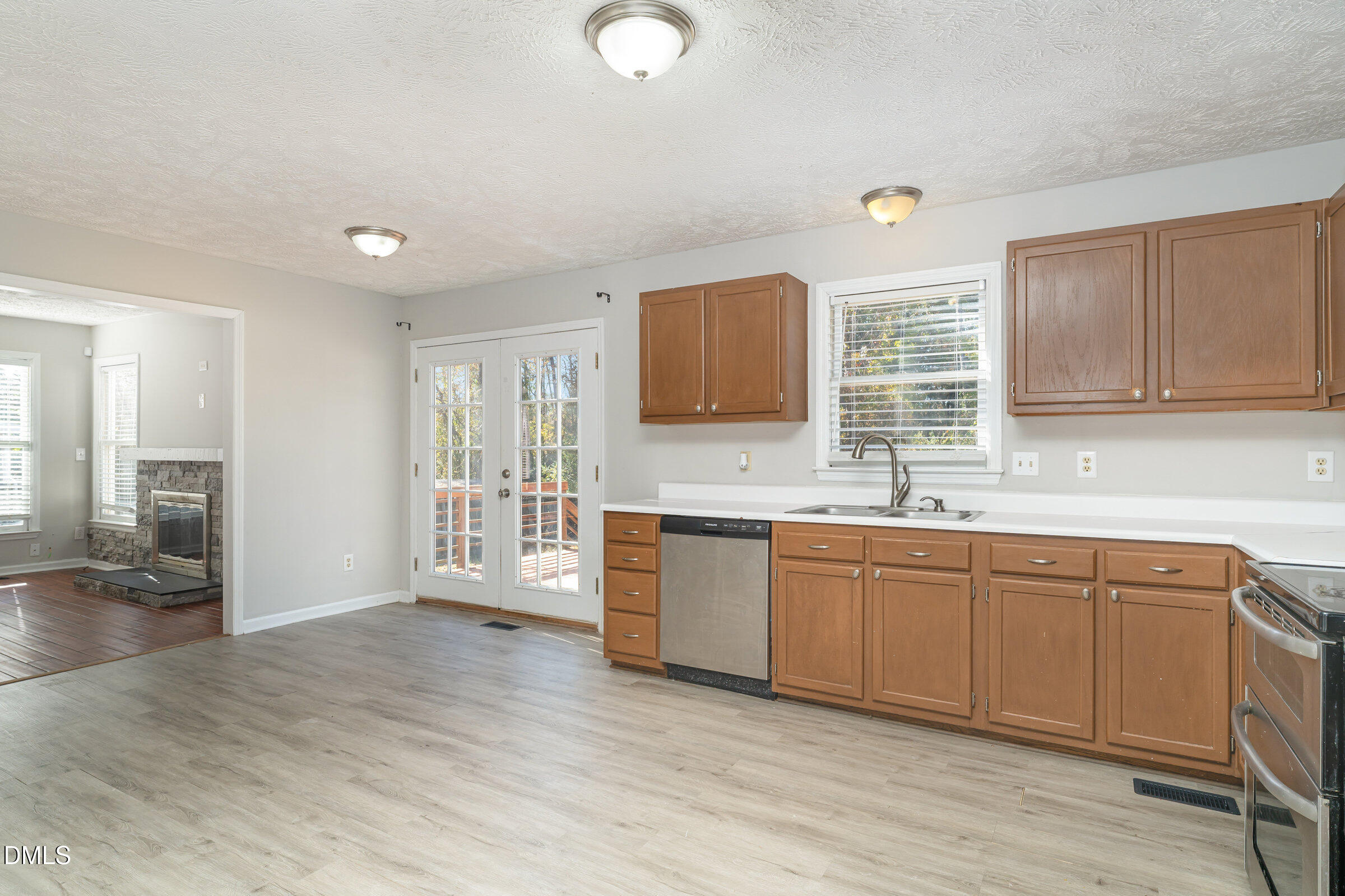 property viewer photo 14