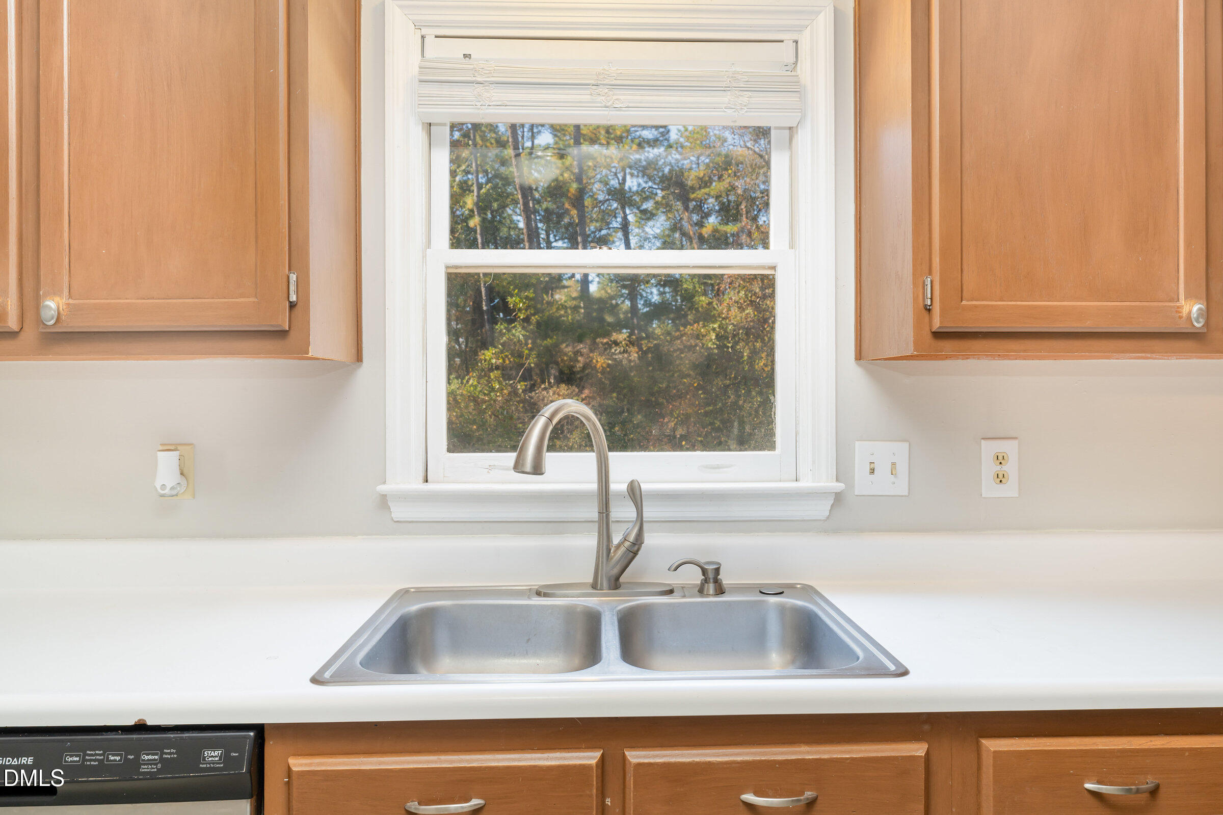 property viewer photo 15