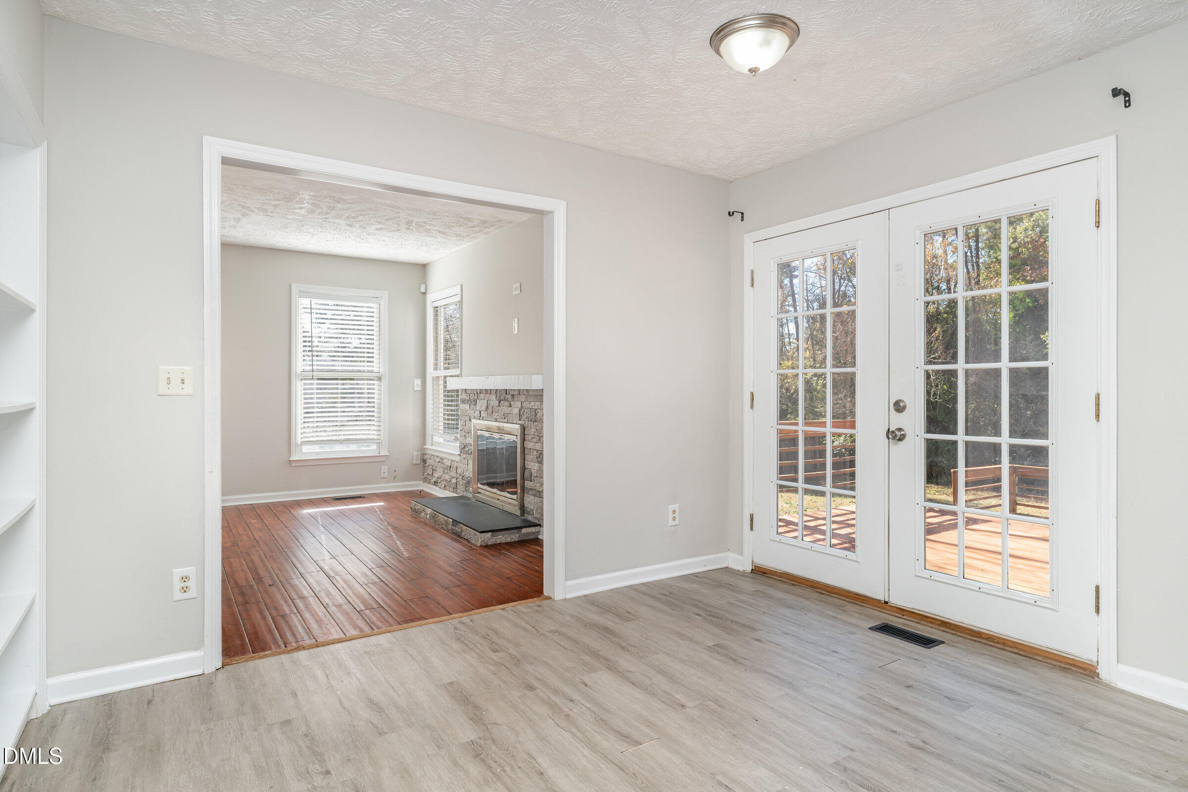 property viewer photo 16