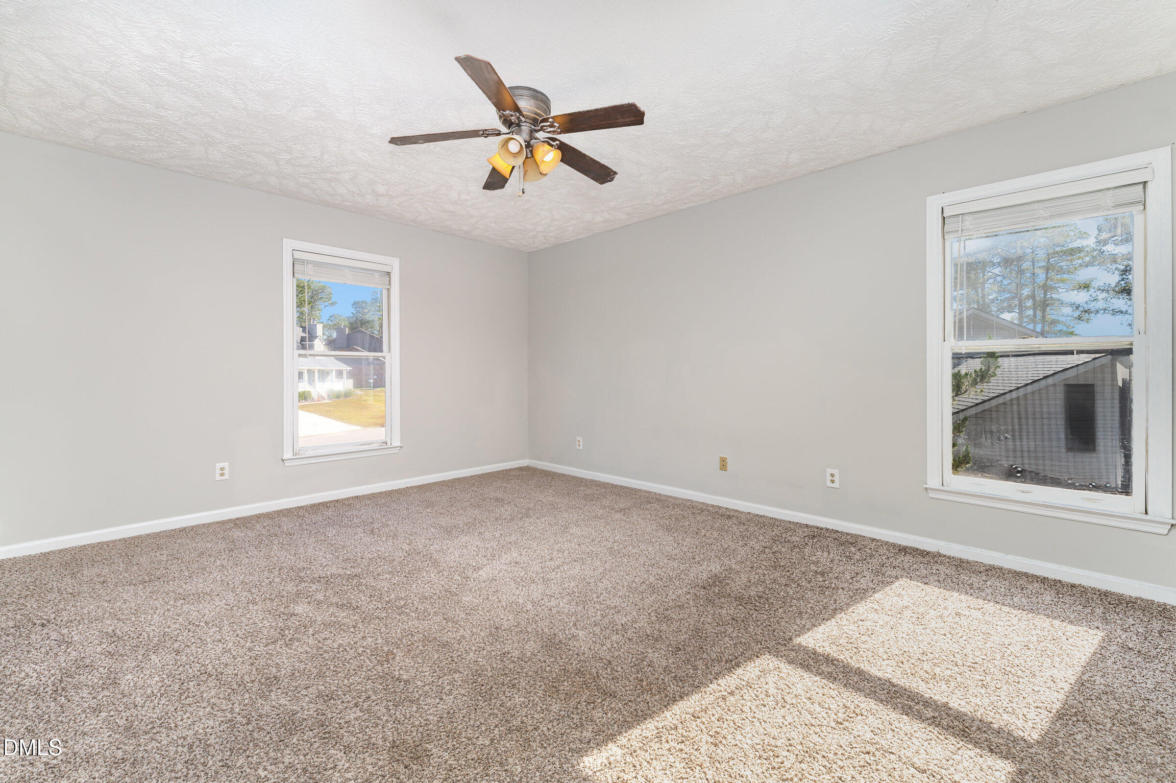 property viewer photo 24