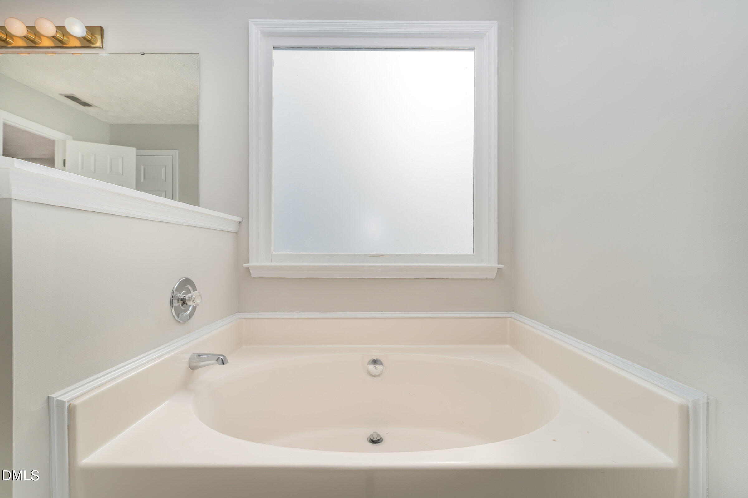 property viewer photo 28