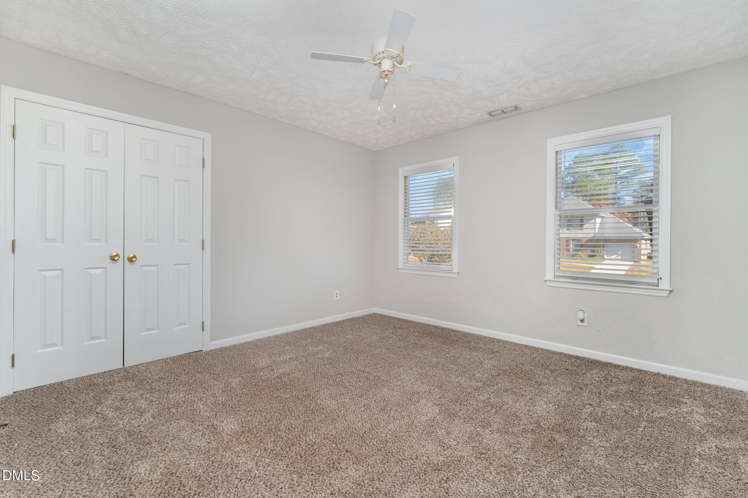 property viewer photo 33
