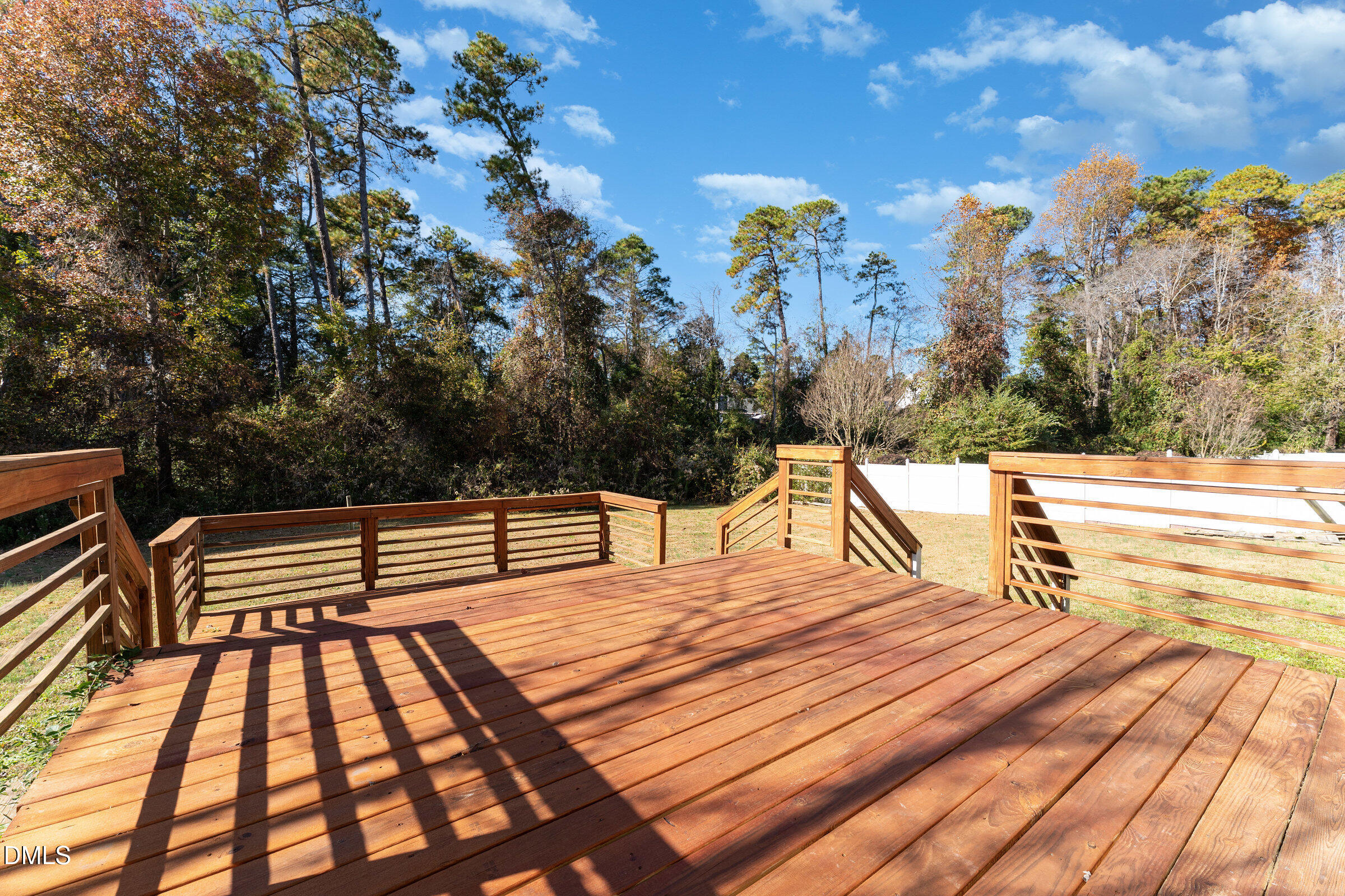 property viewer photo 36