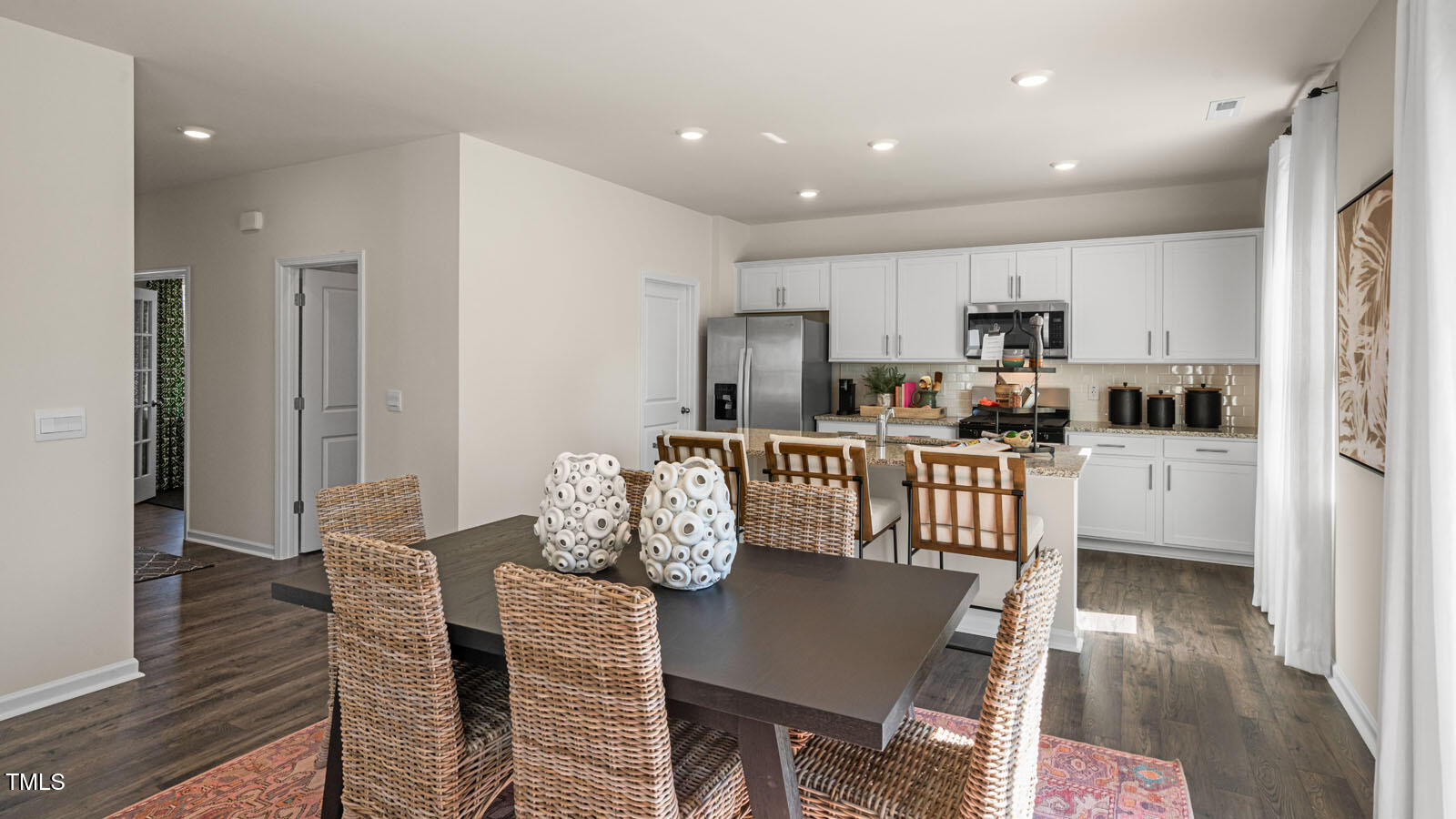 property viewer photo 9