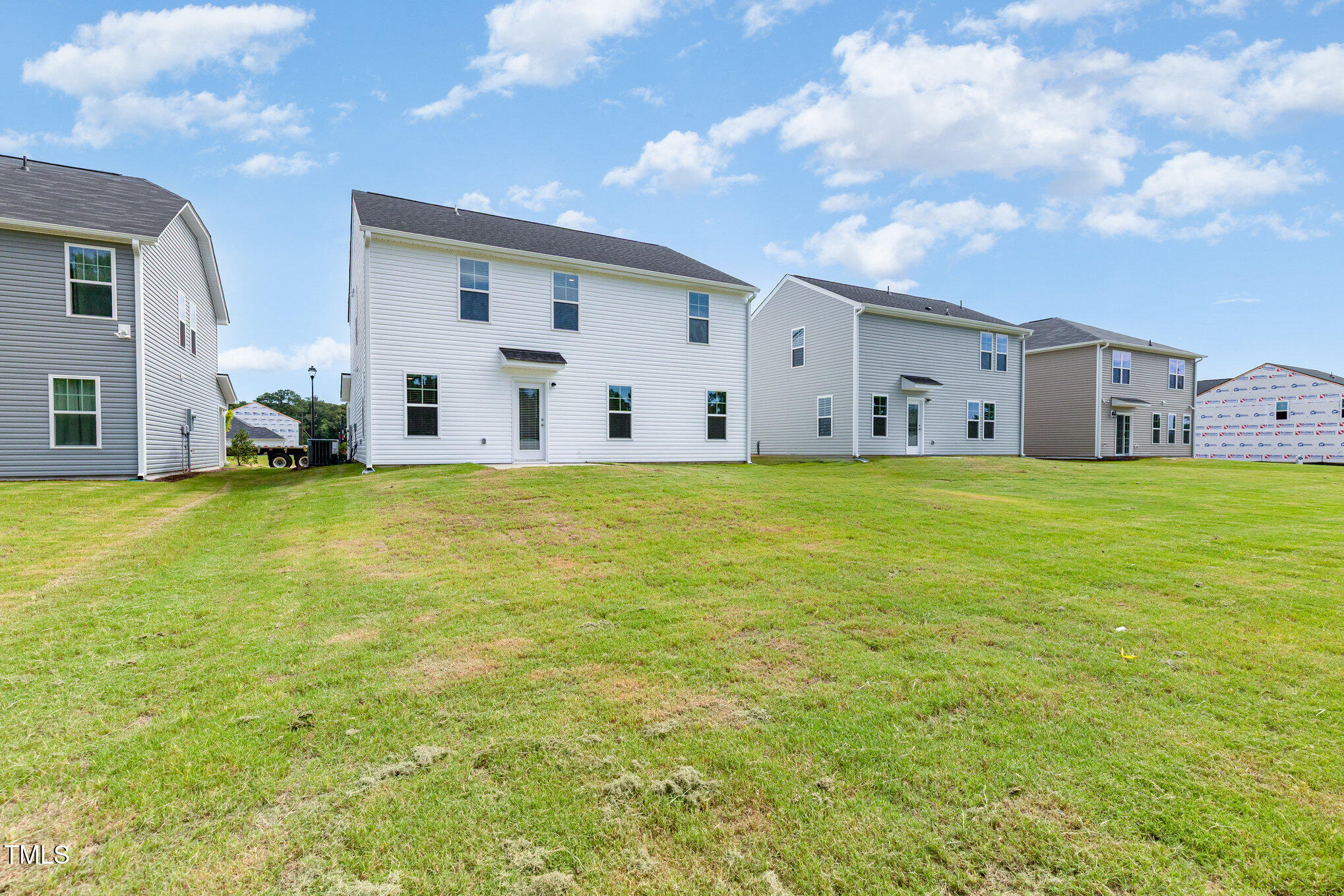 main property photo 31