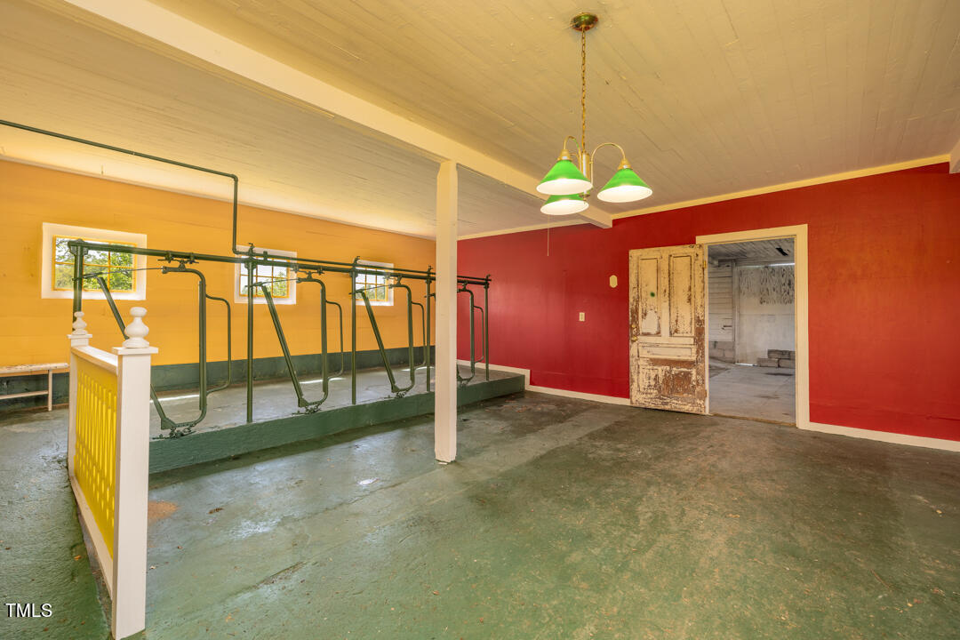 main property photo 54