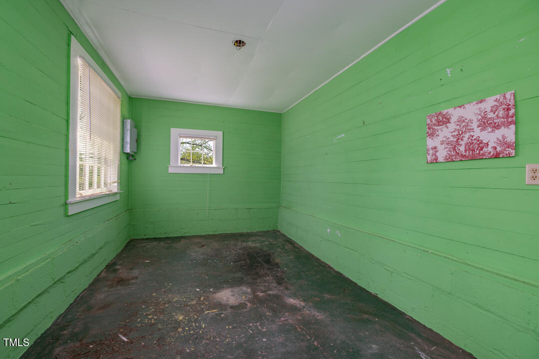 main property photo 58