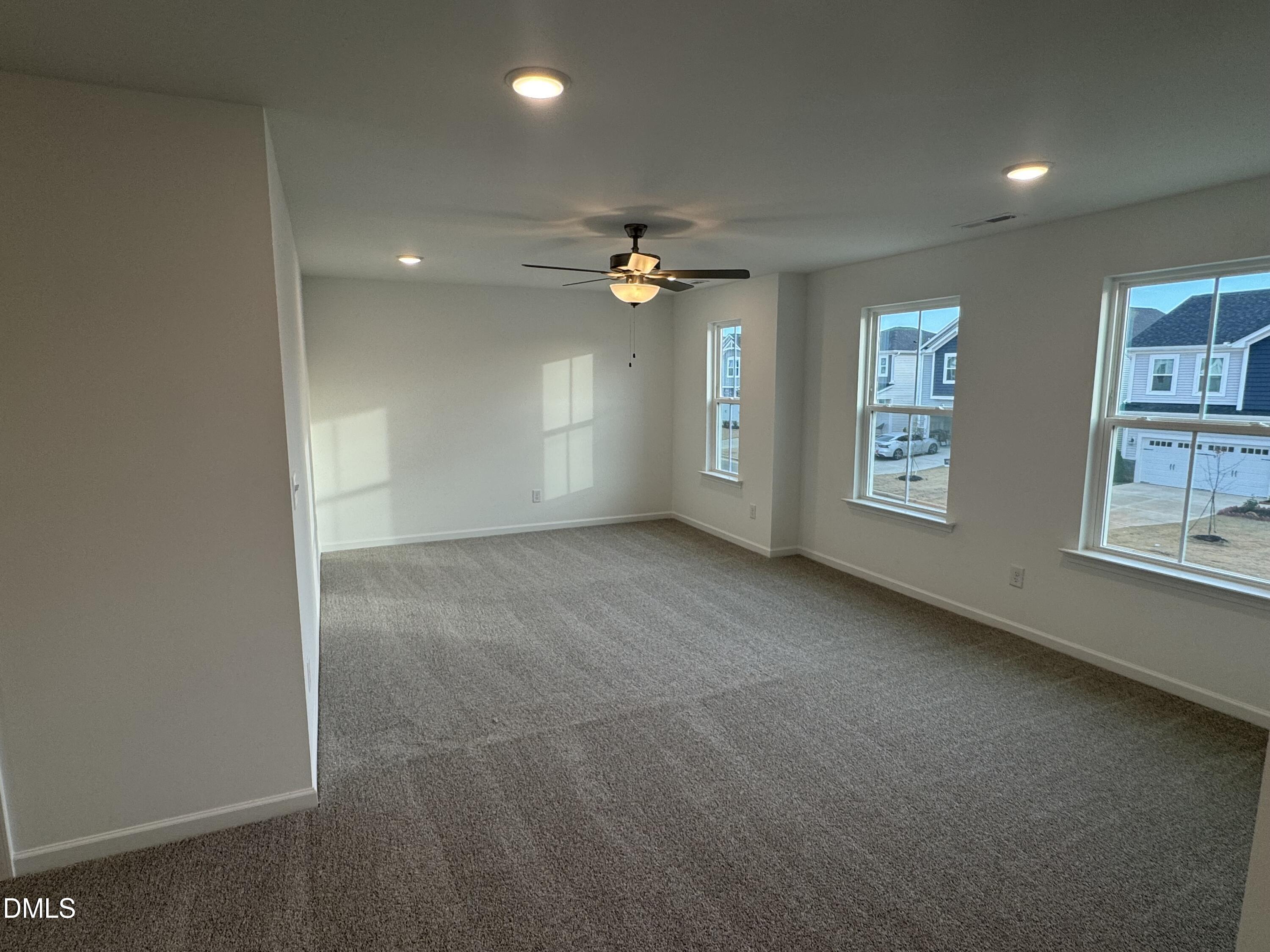 property viewer photo 12