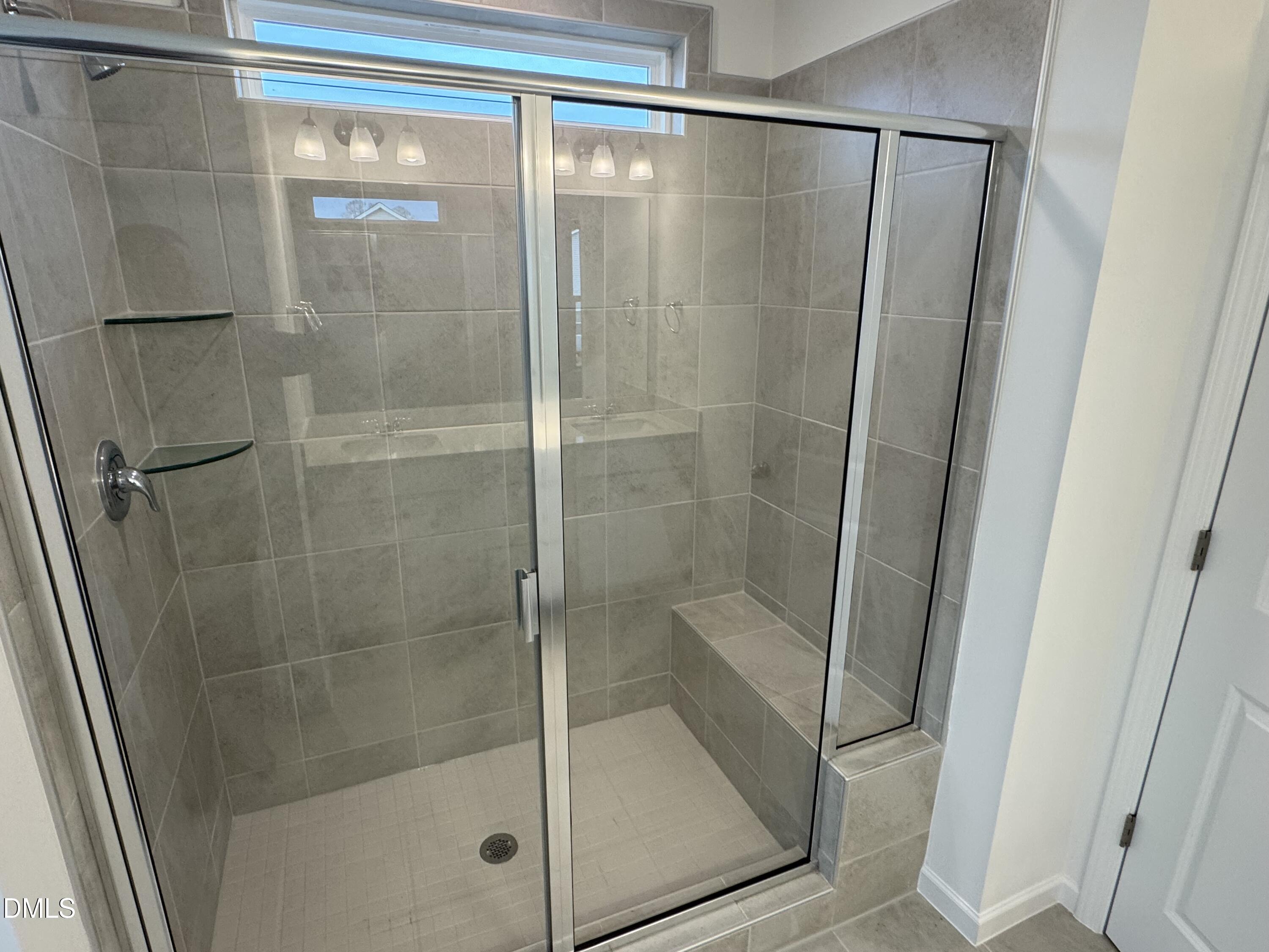 property viewer photo 19