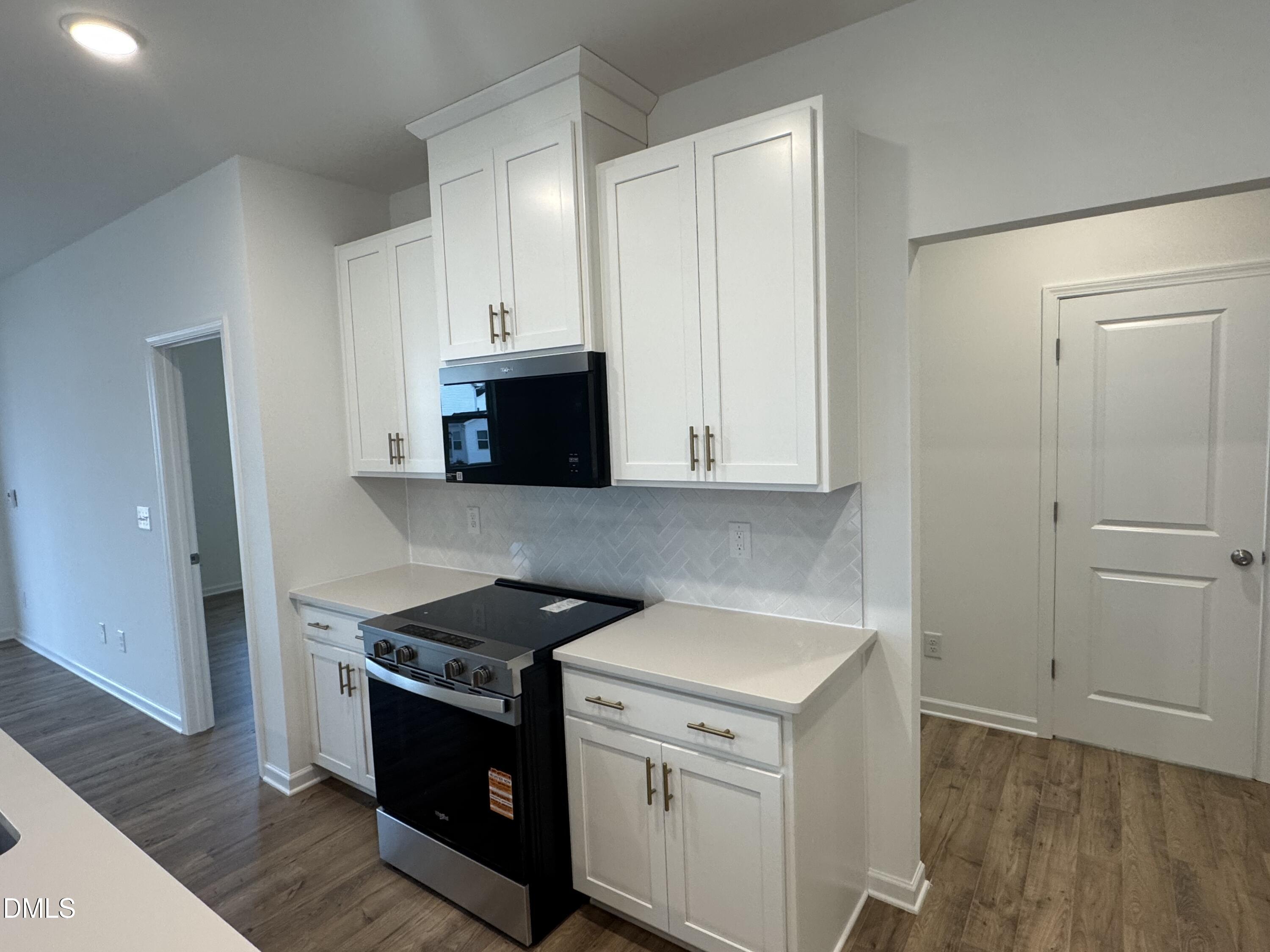 property viewer photo 7