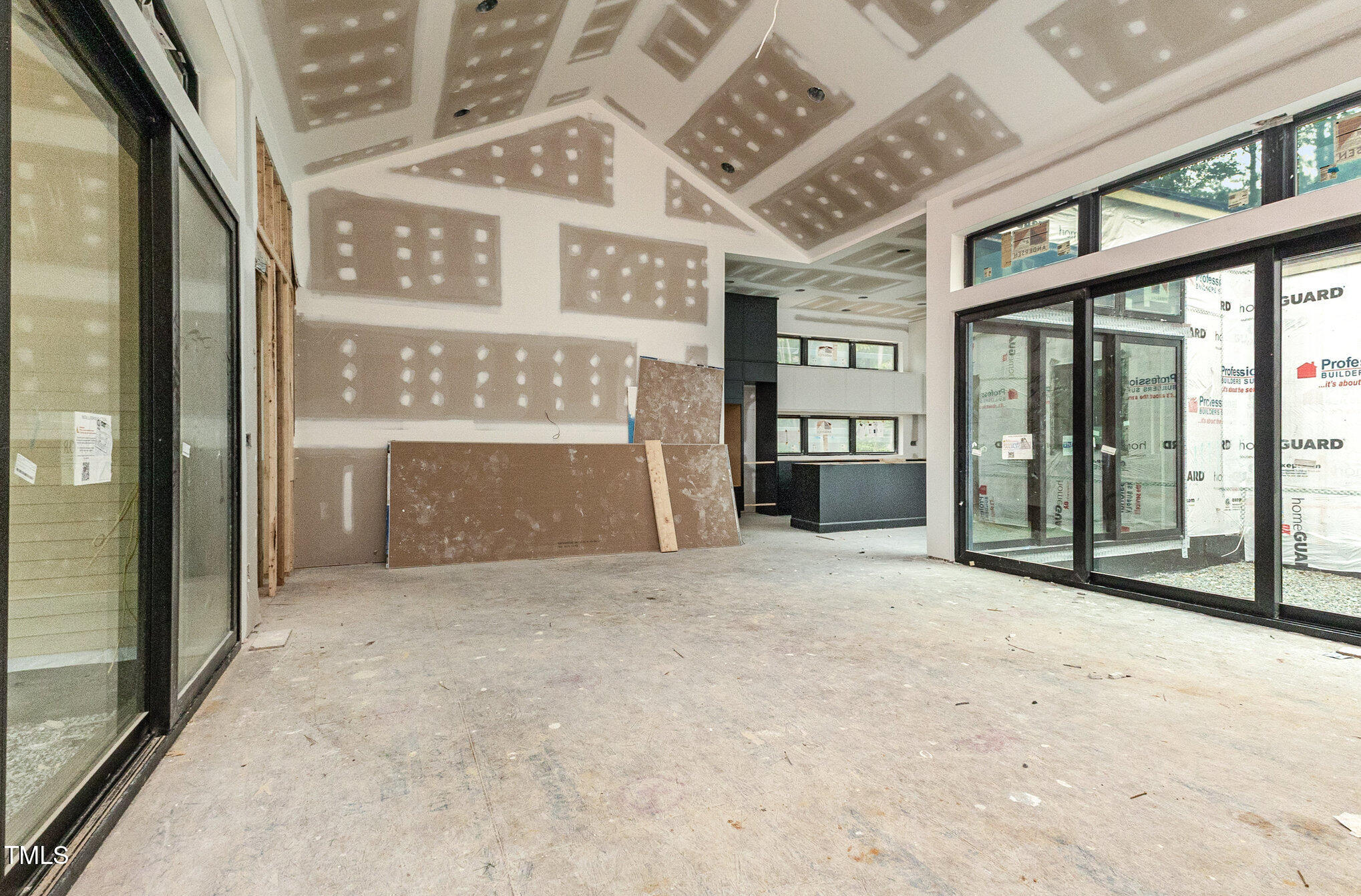 property viewer photo 26