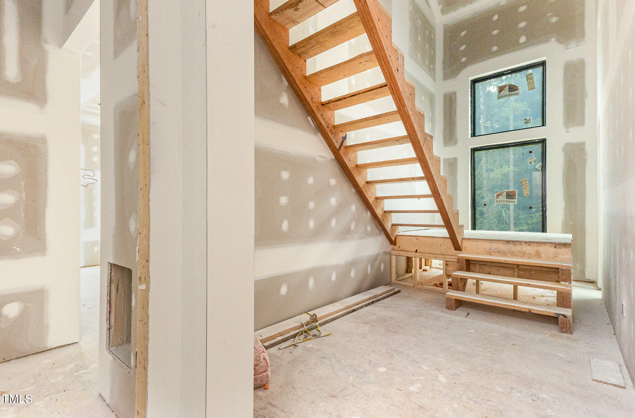 property viewer photo 36