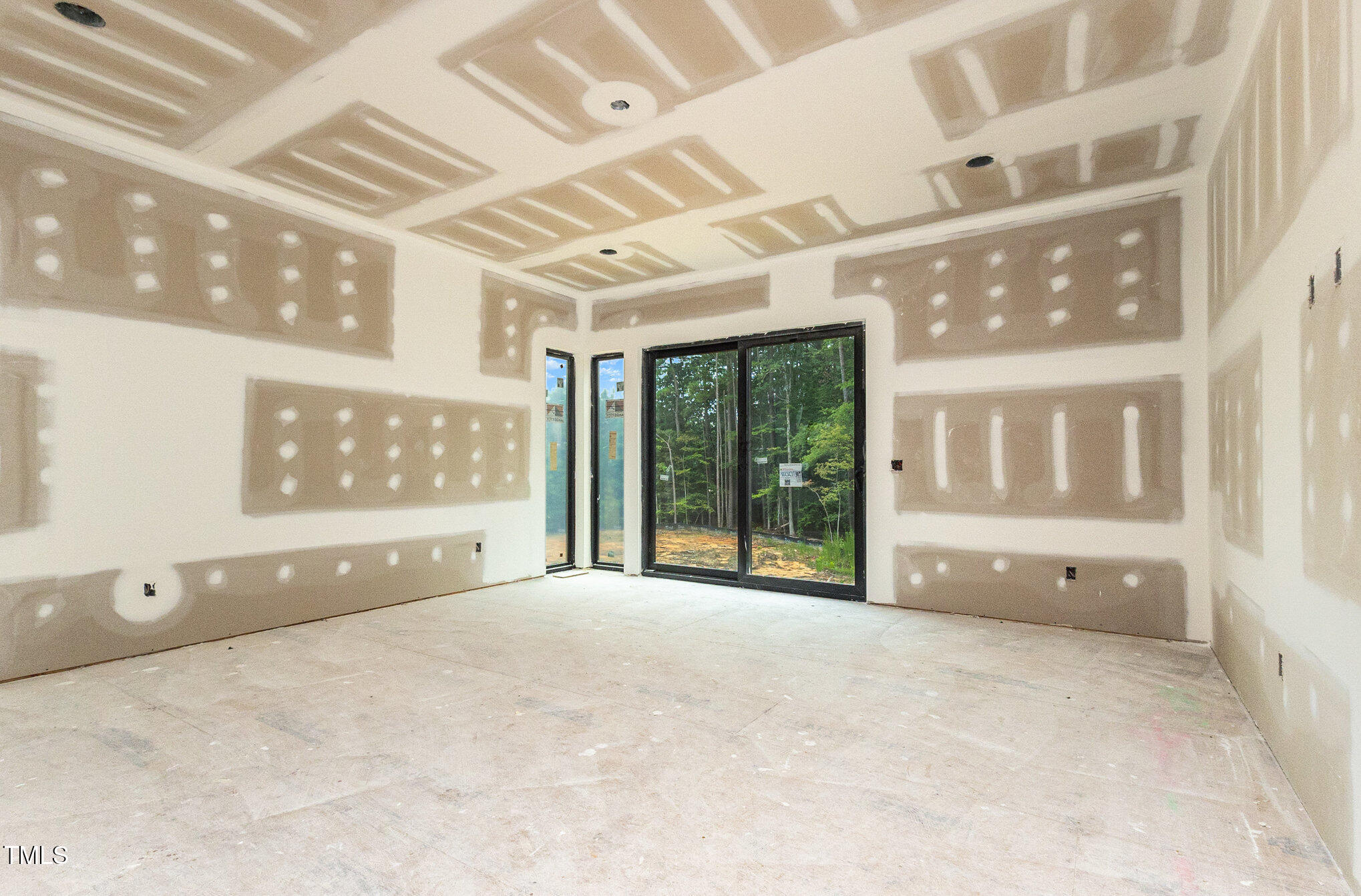 property viewer photo 37