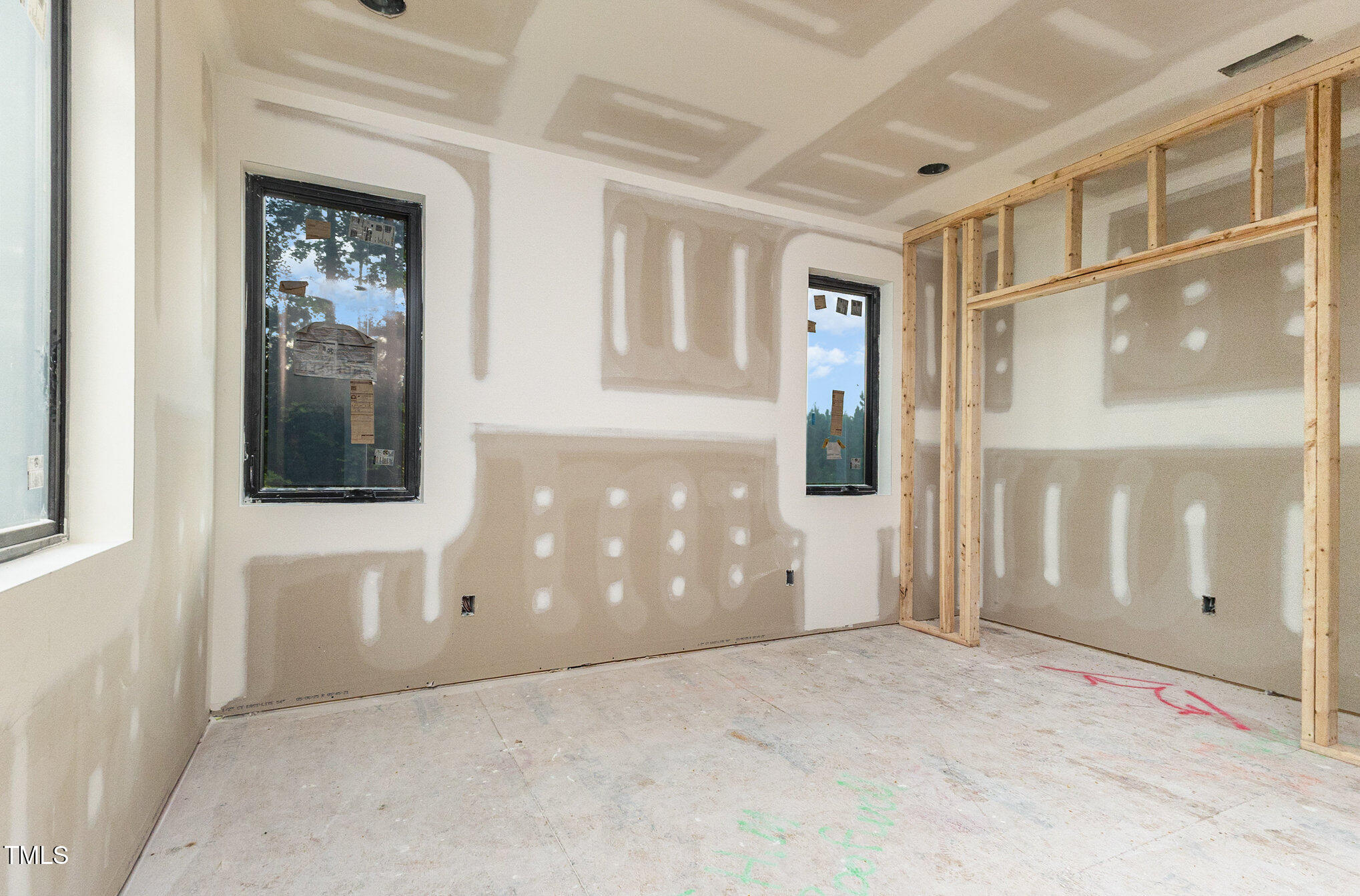 property viewer photo 43