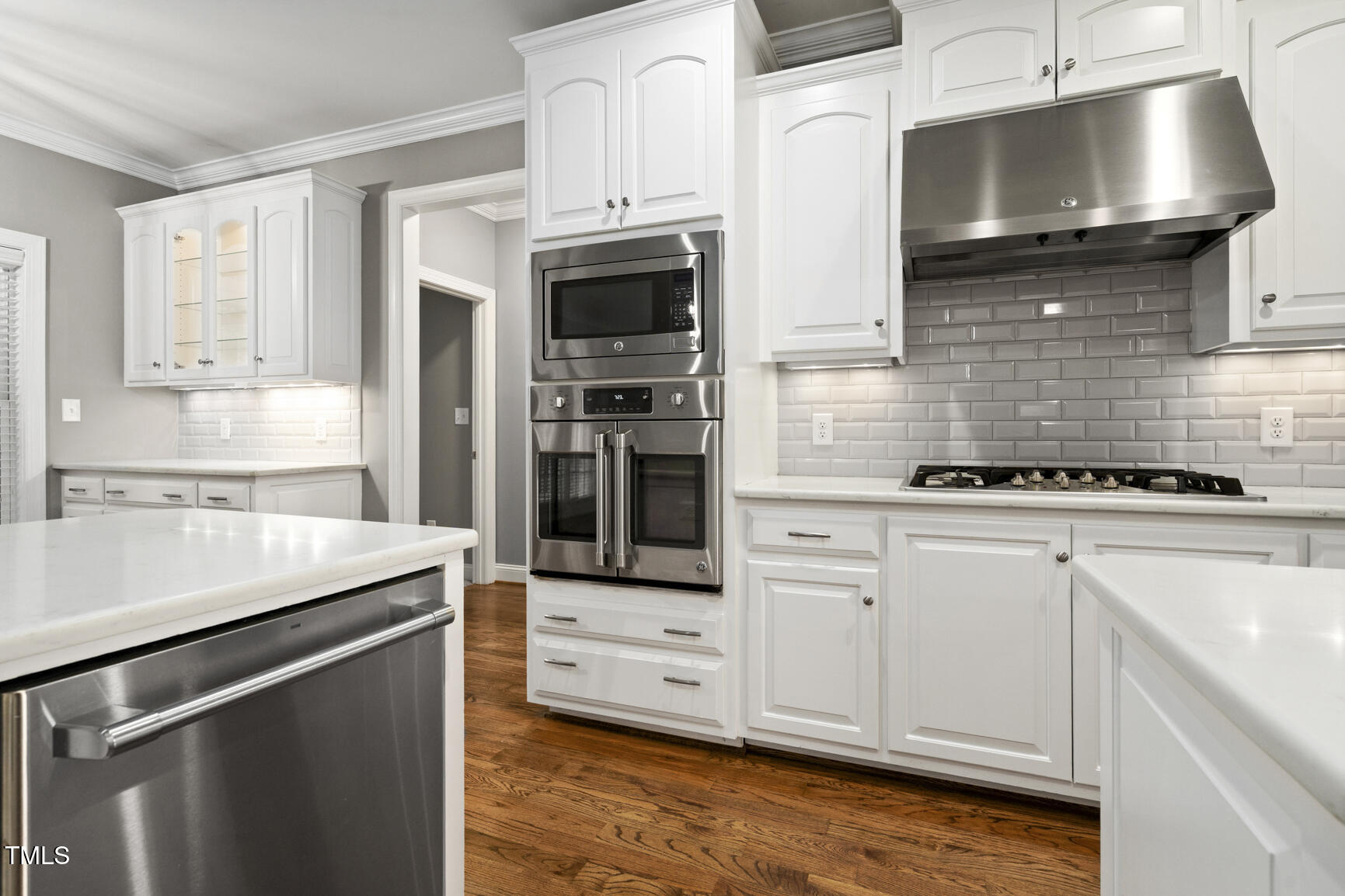 property viewer photo 11