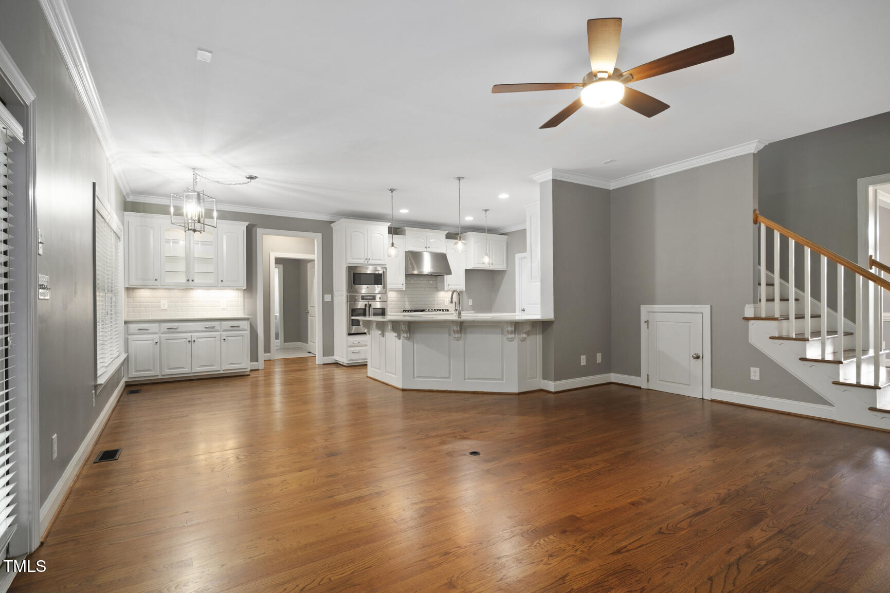 property viewer photo 14