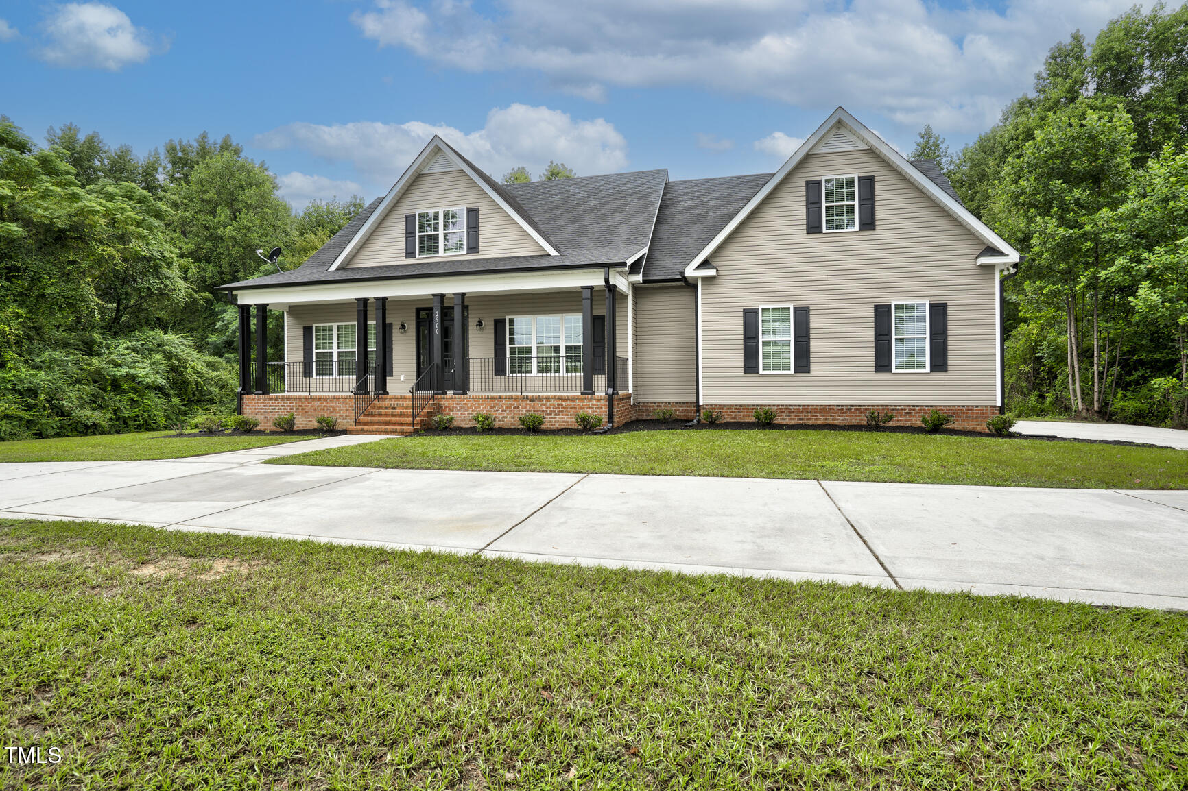property viewer photo 2