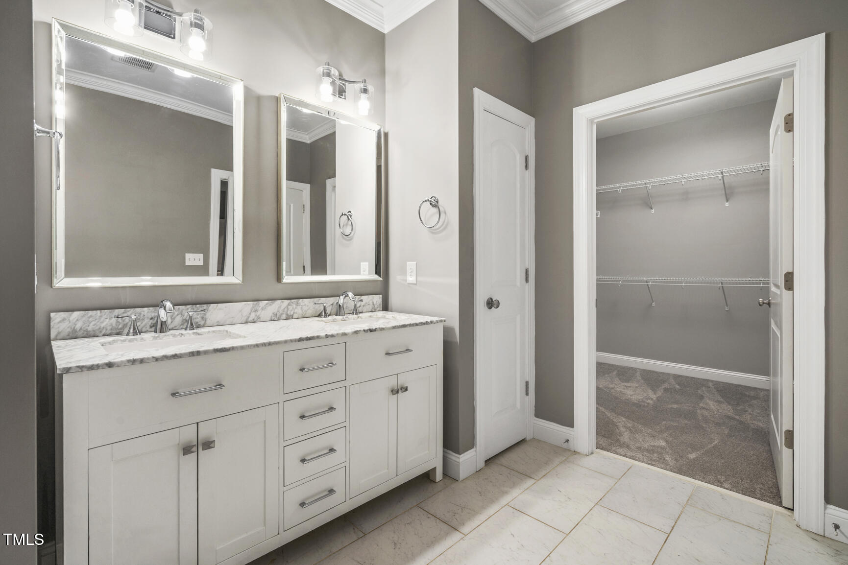property viewer photo 27