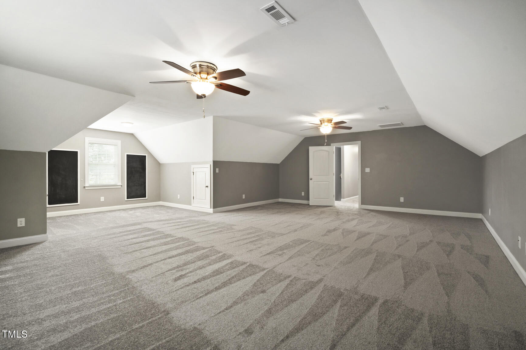 property viewer photo 32