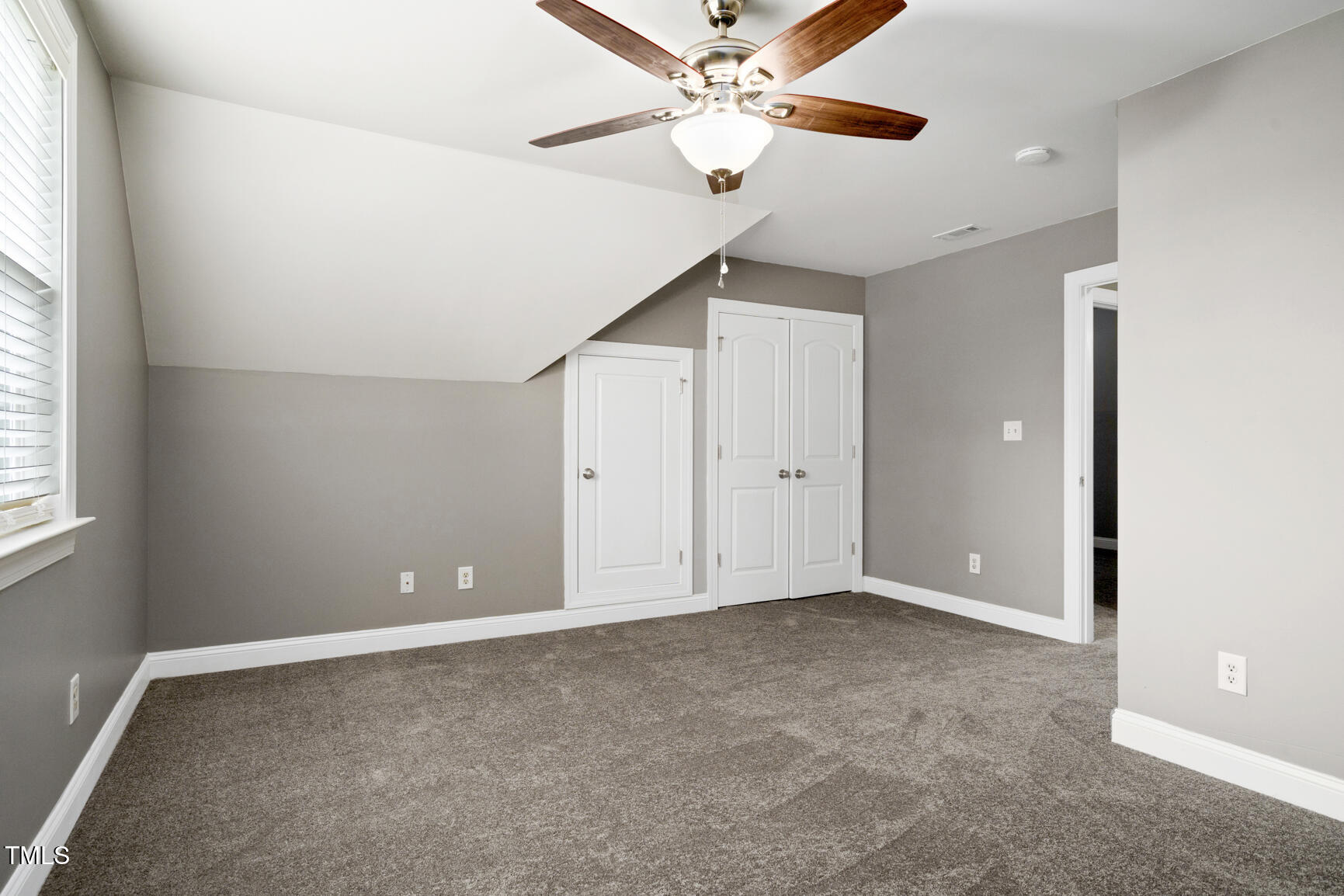 property viewer photo 34