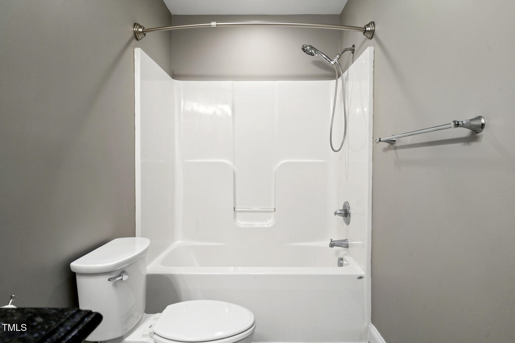 property viewer photo 38