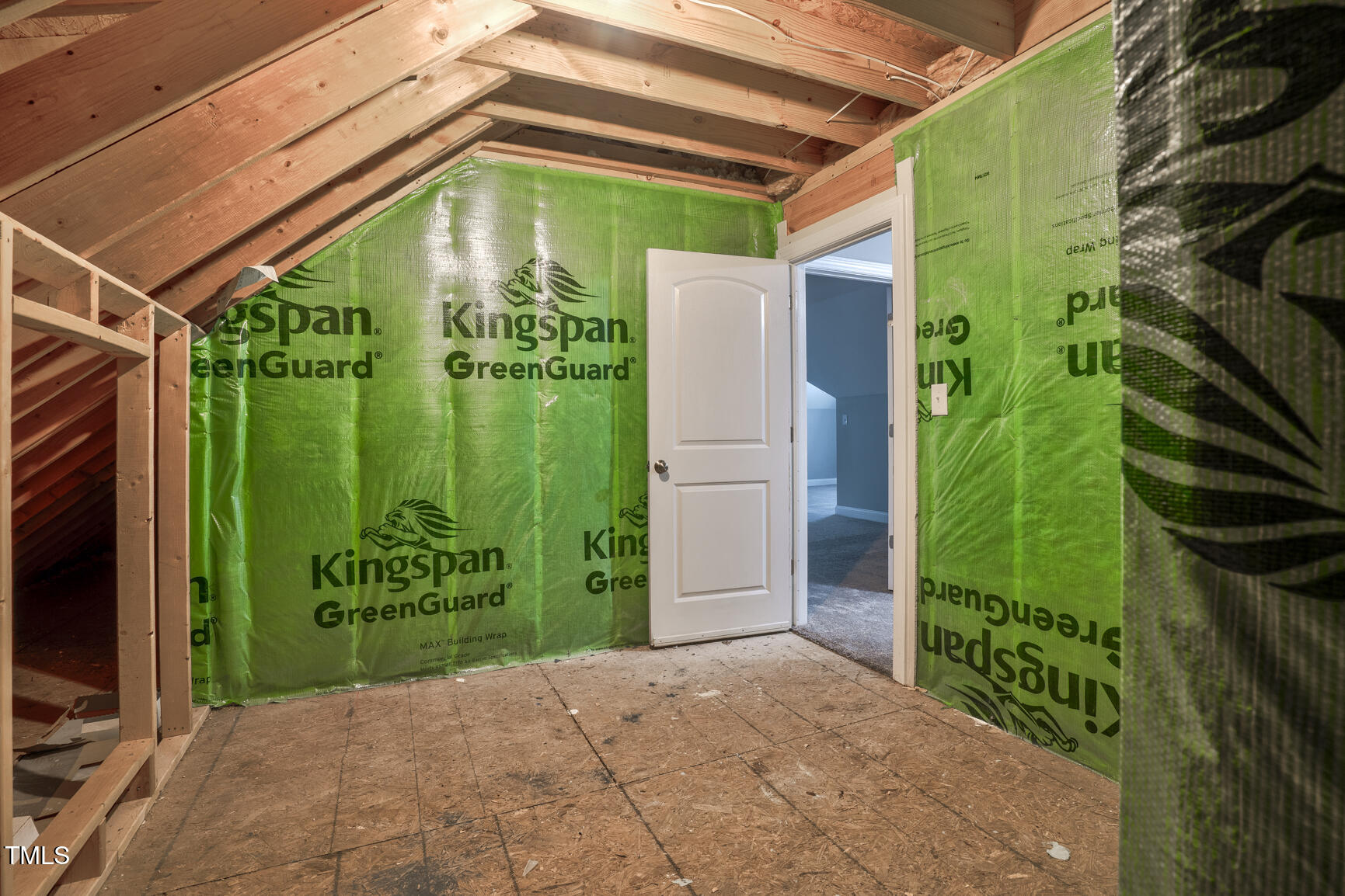 property viewer photo 39