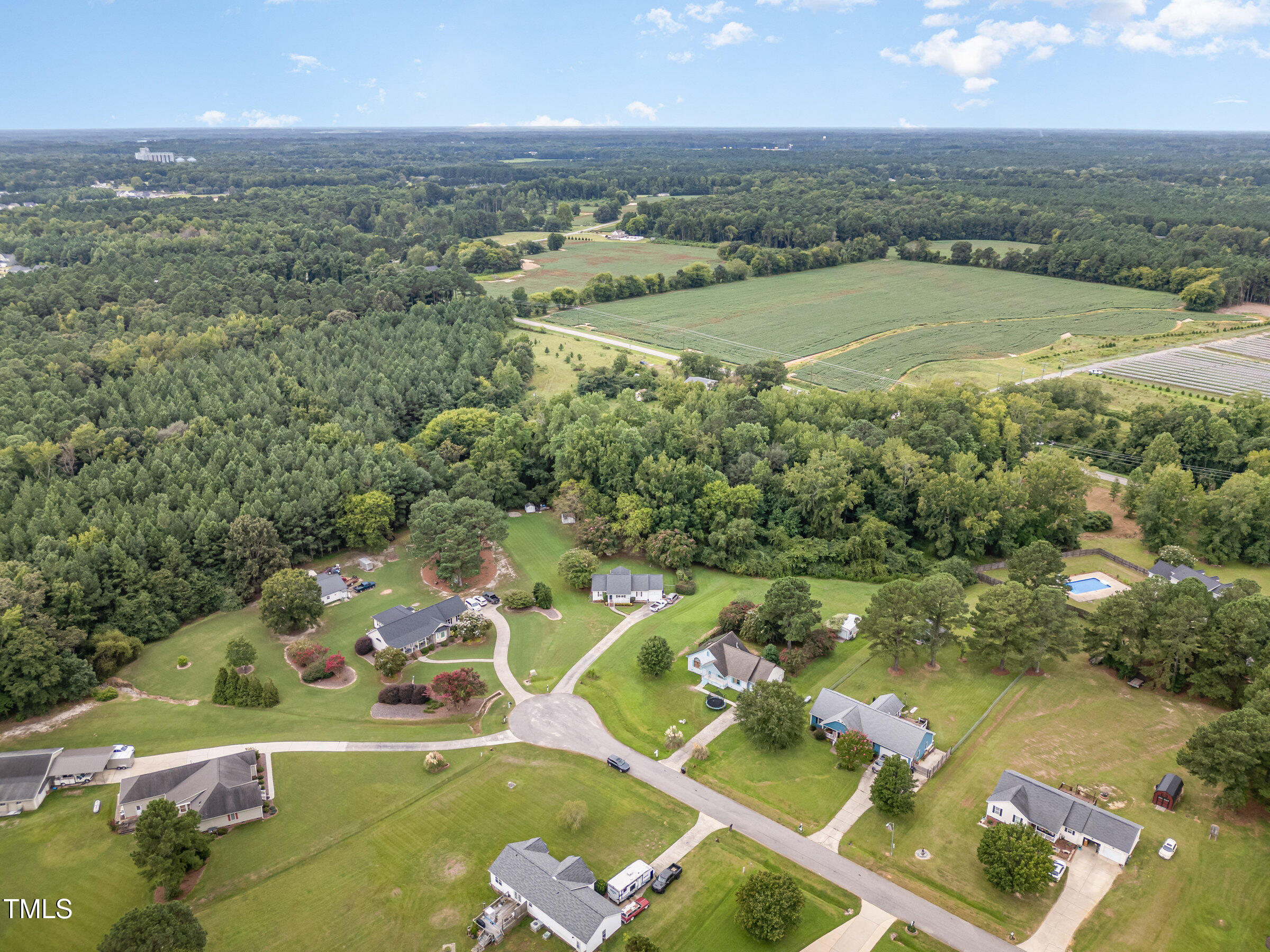main property photo 22