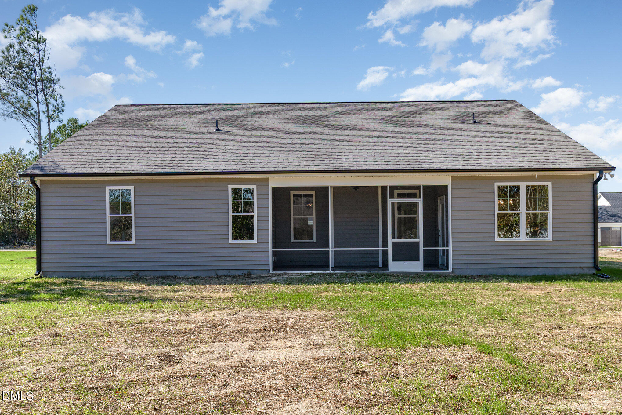main property photo 28