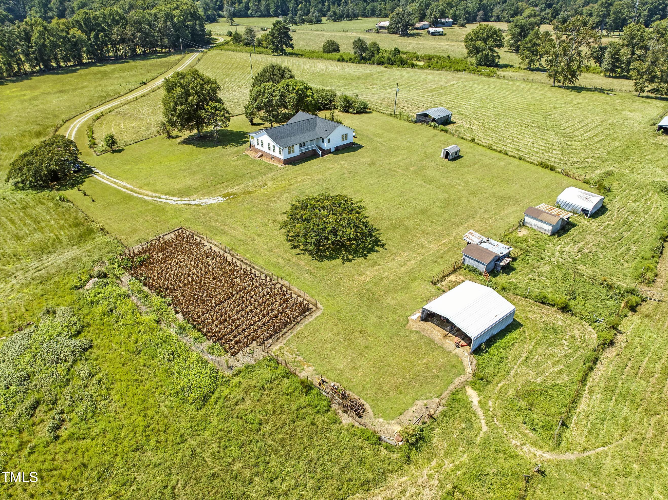 main property photo 47