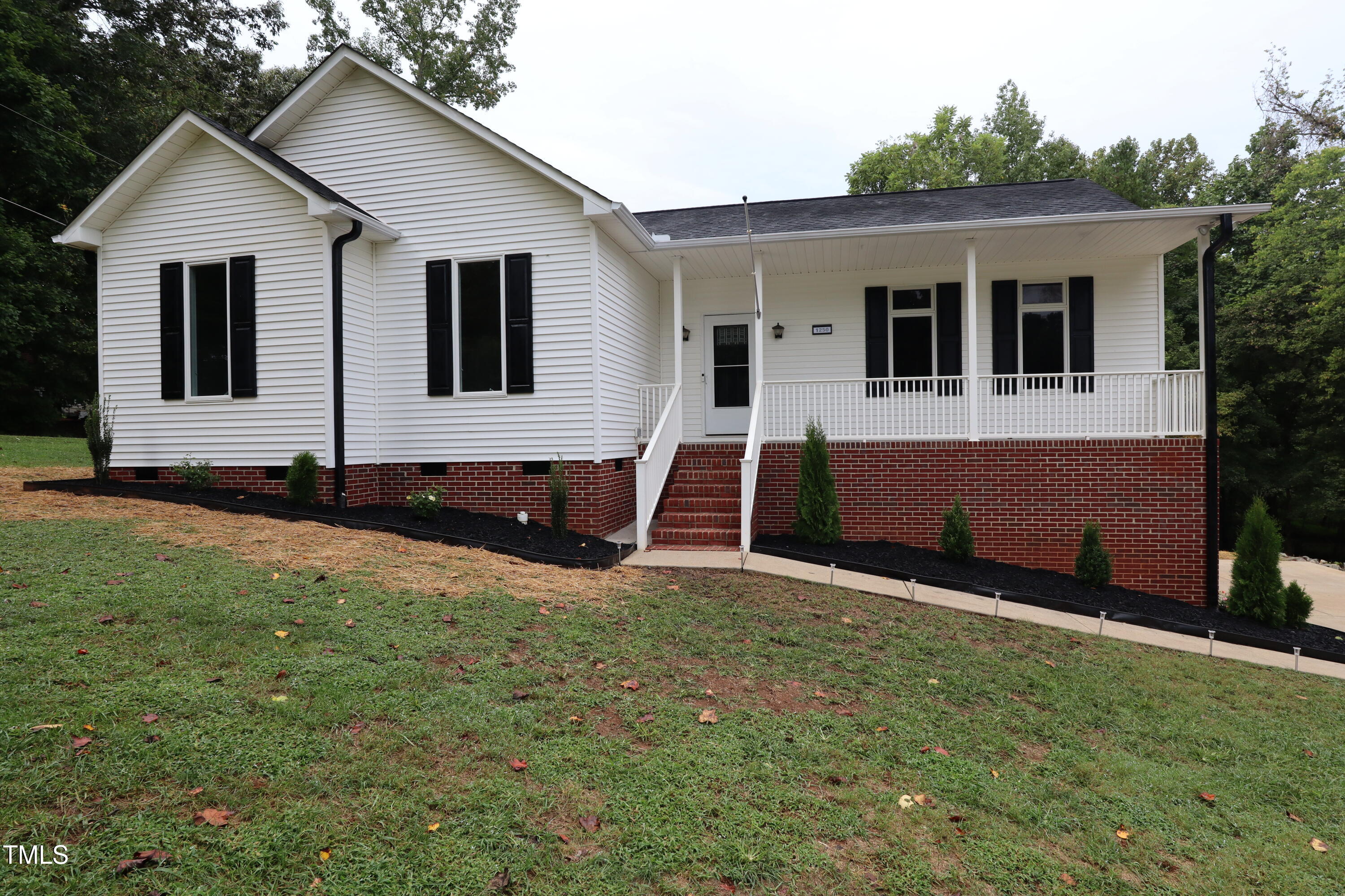 property viewer photo 1