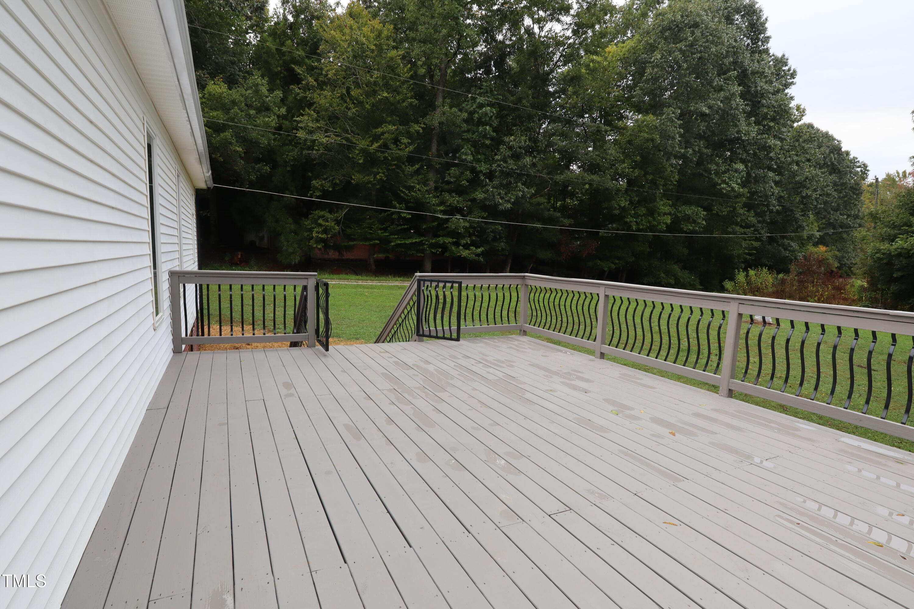 property viewer photo 13