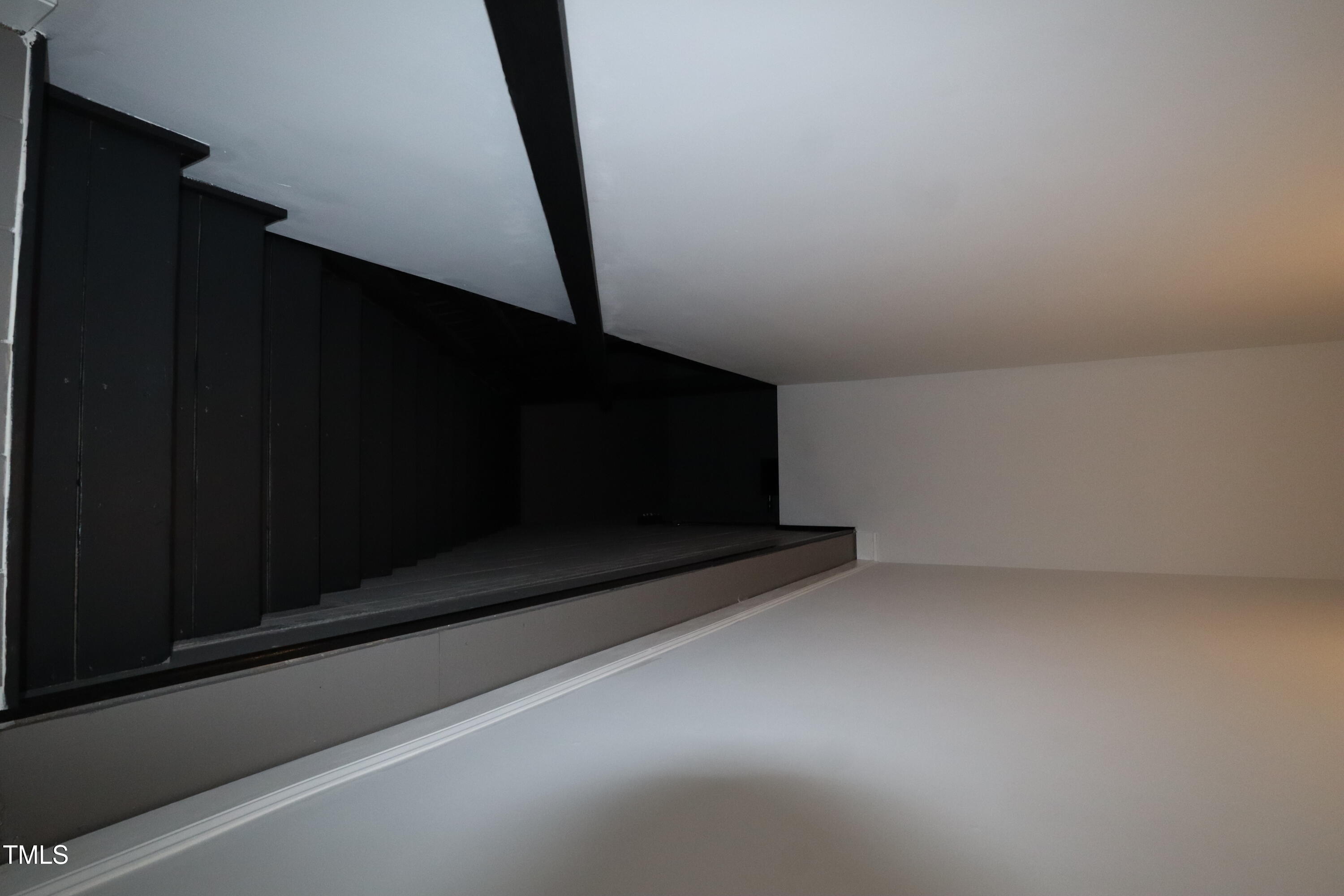 property viewer photo 33