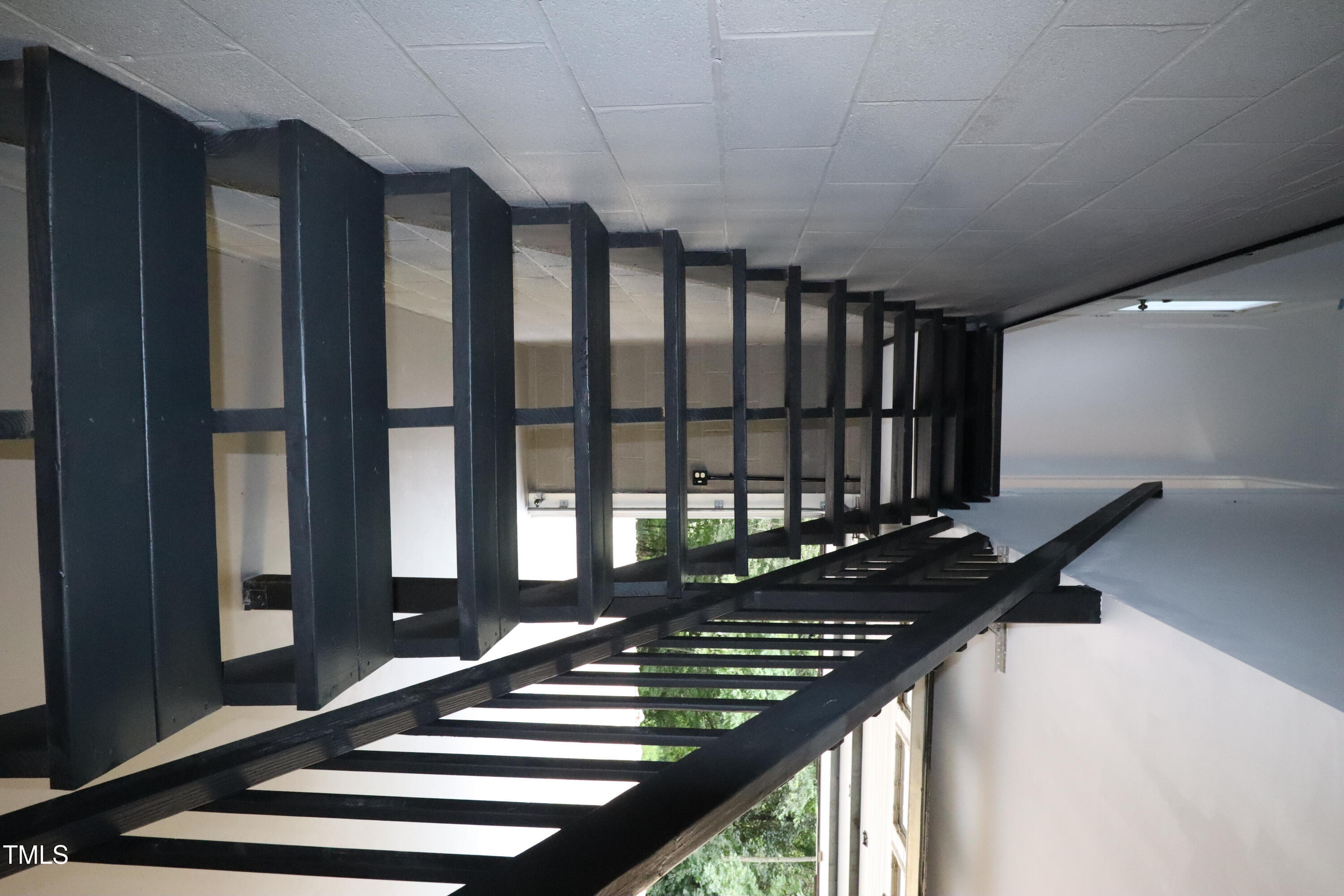 property viewer photo 34