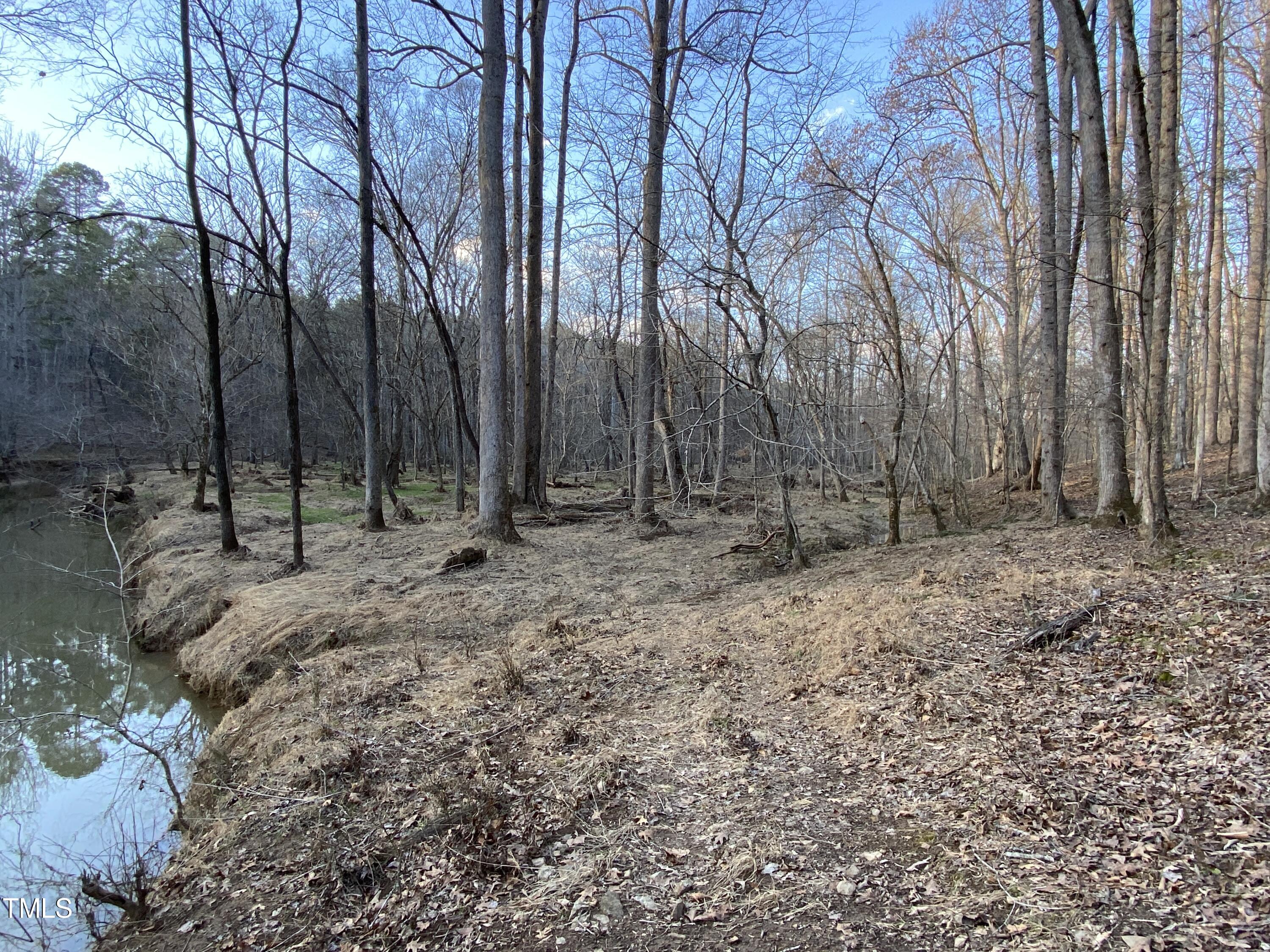 main property photo 18