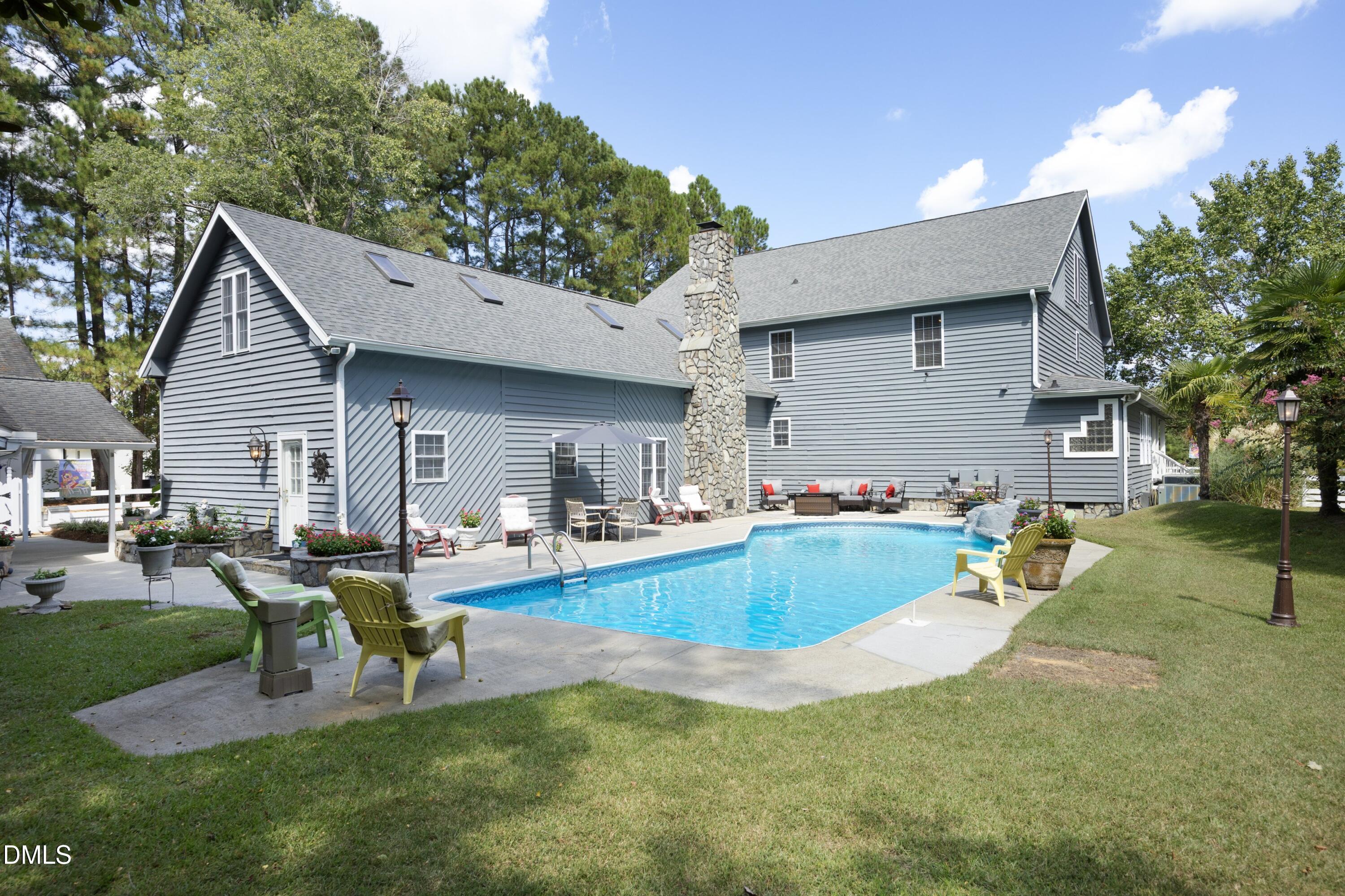 main property photo 2